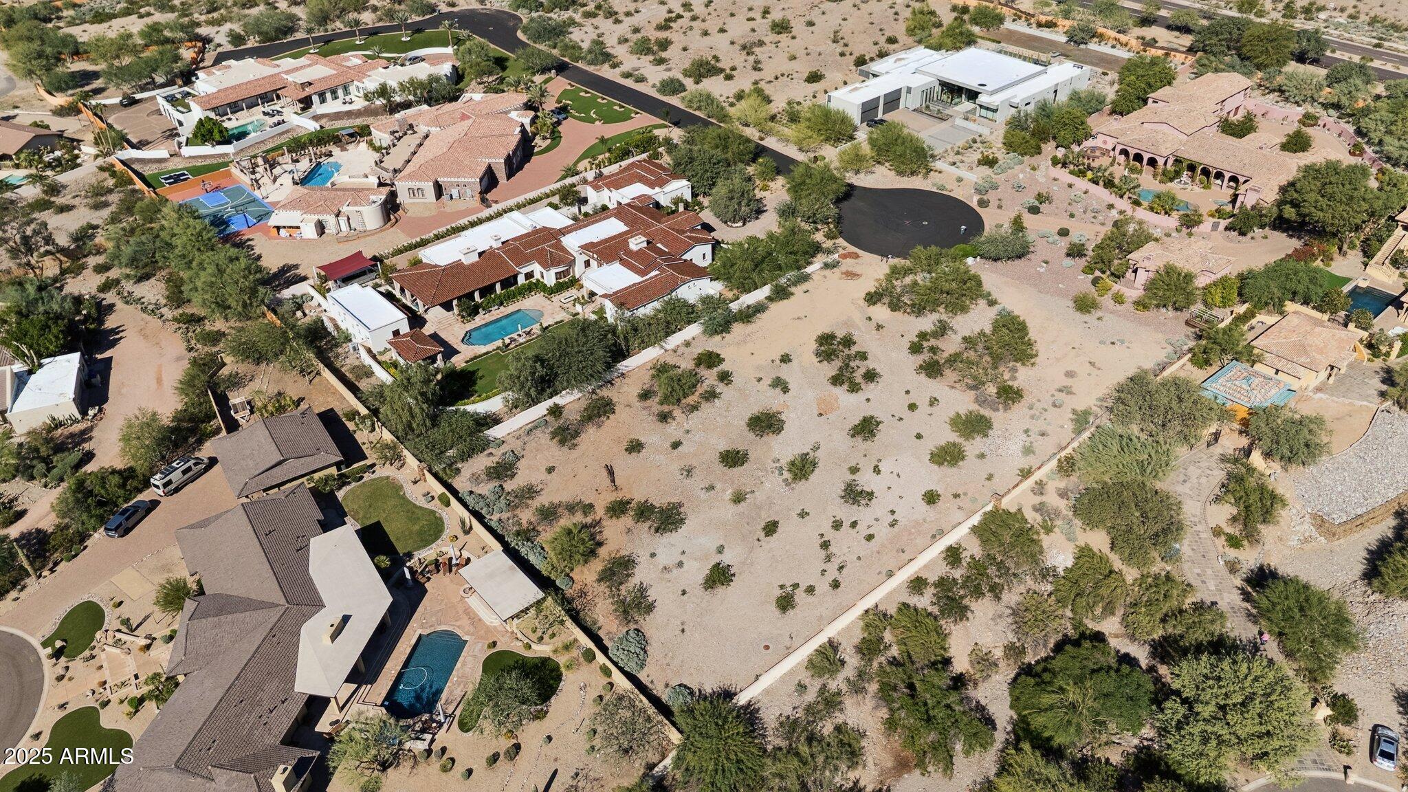 3311 E Stella Lane, 008