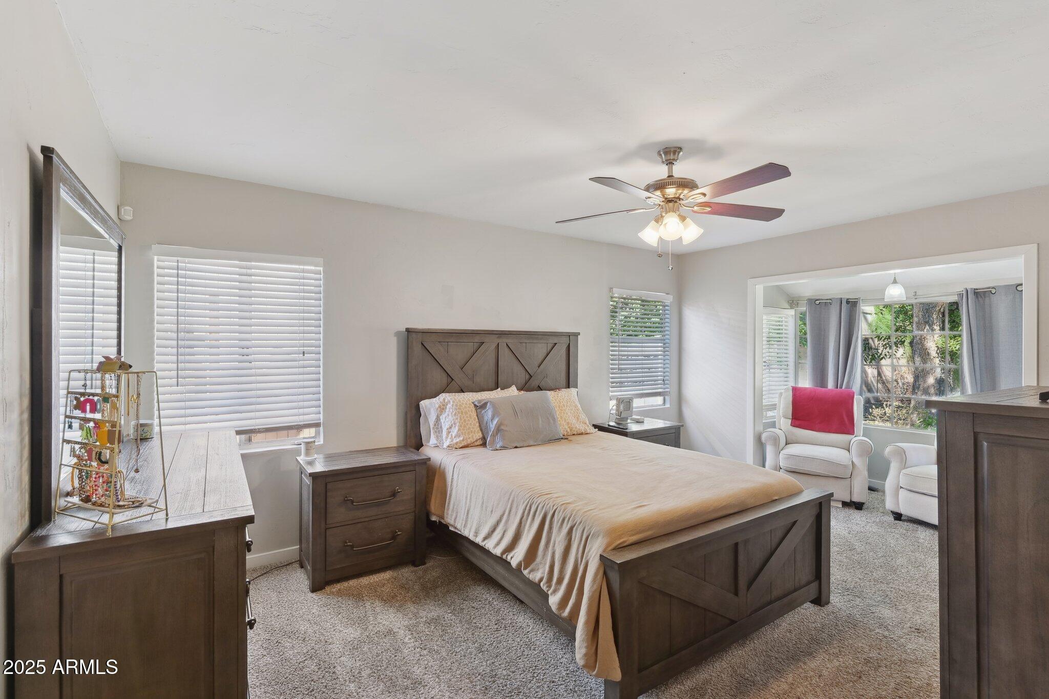 1110 W HEATHERBRAE Drive