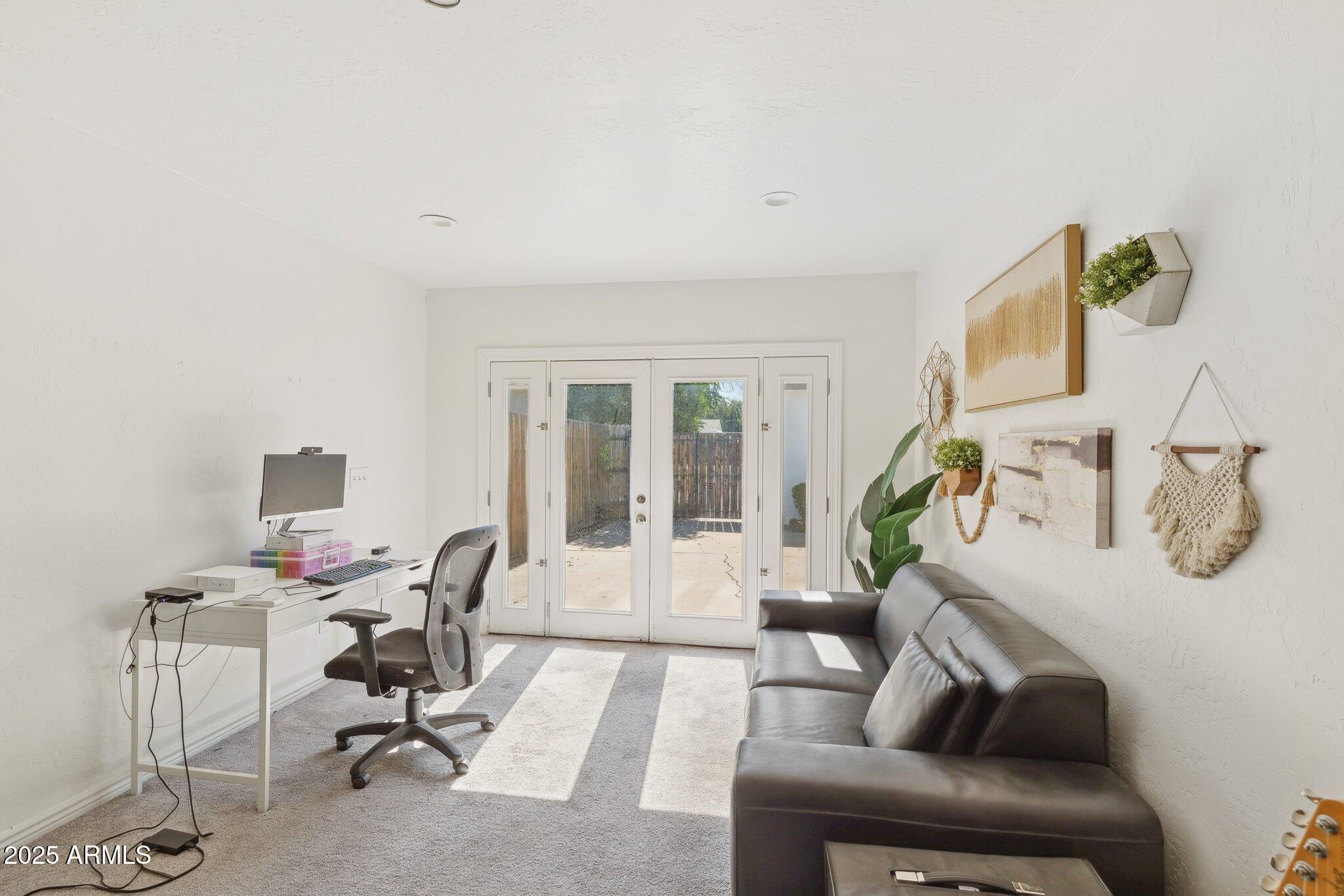 1110 W HEATHERBRAE Drive