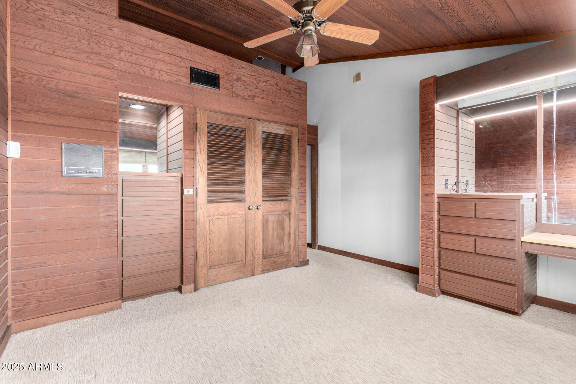 5275 N Camelhead Road