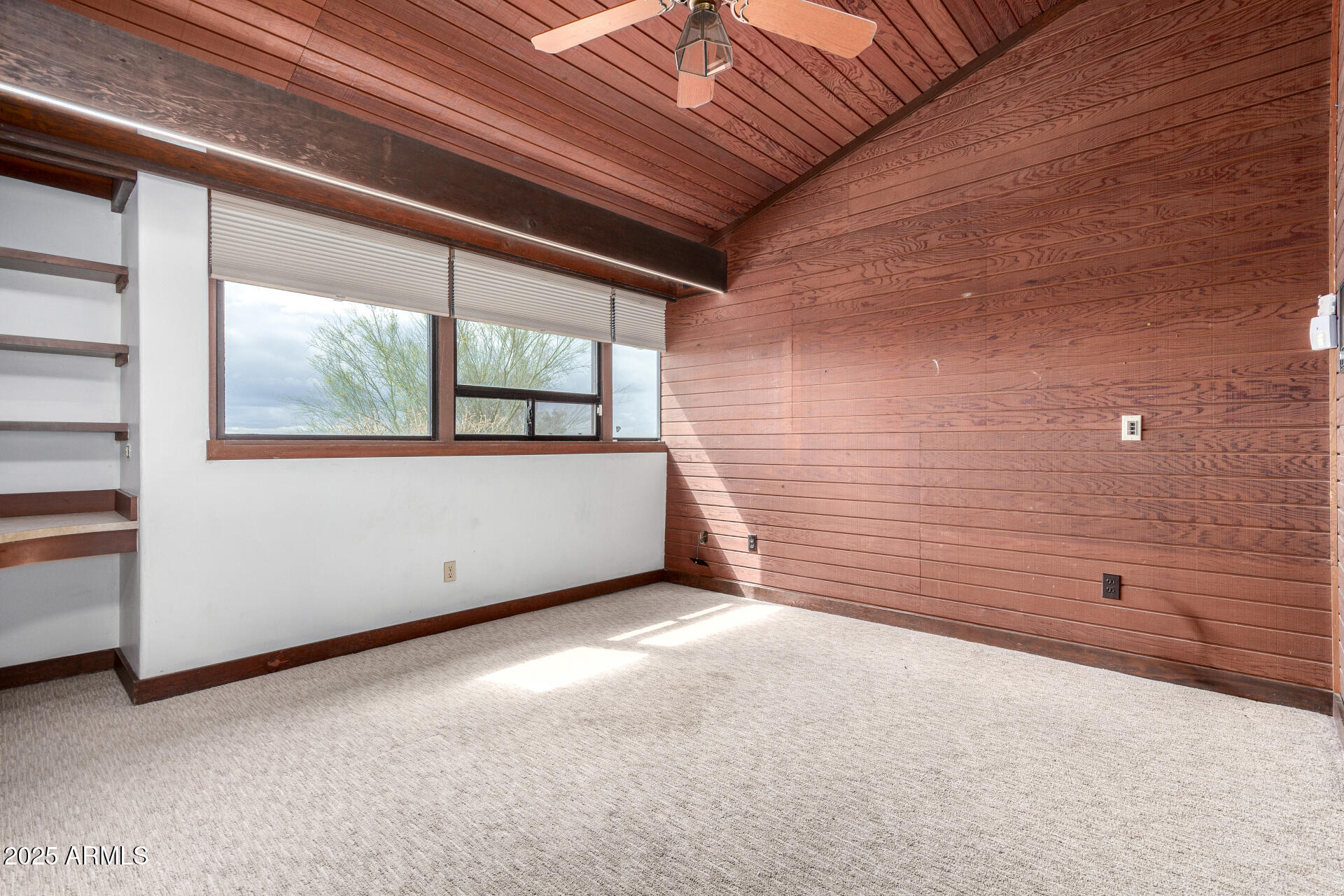 5275 N Camelhead Road