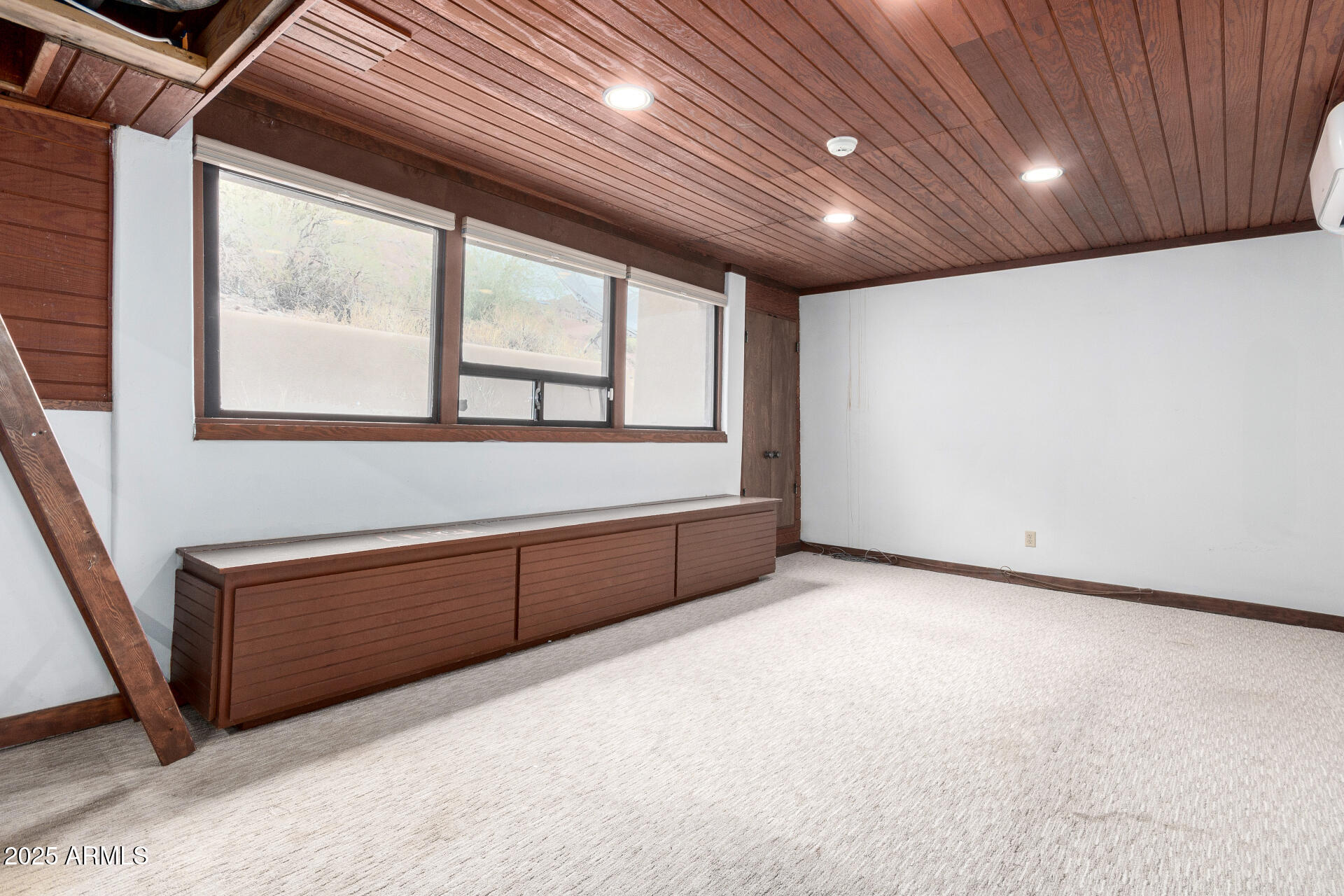 5275 N Camelhead Road