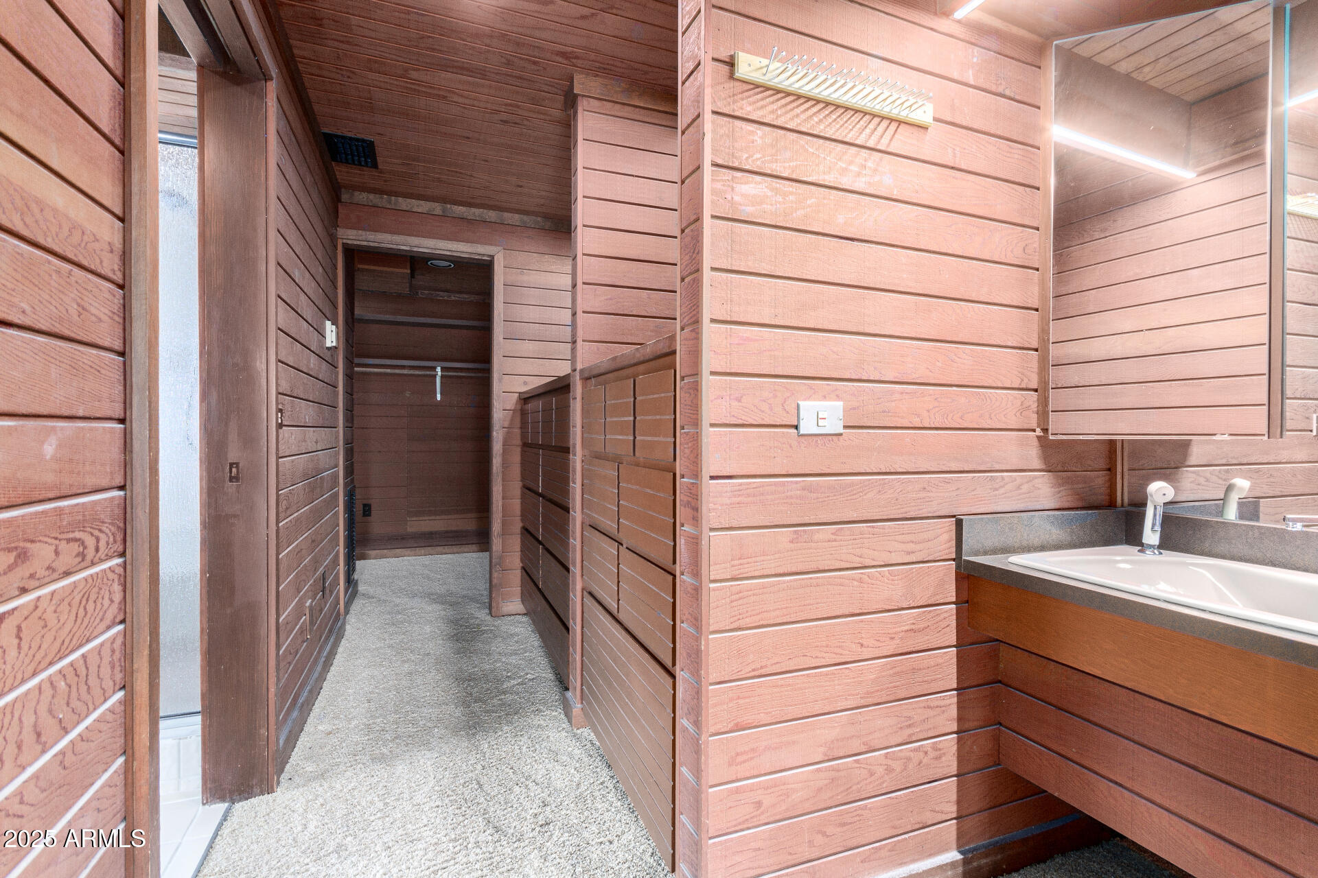 5275 N Camelhead Road