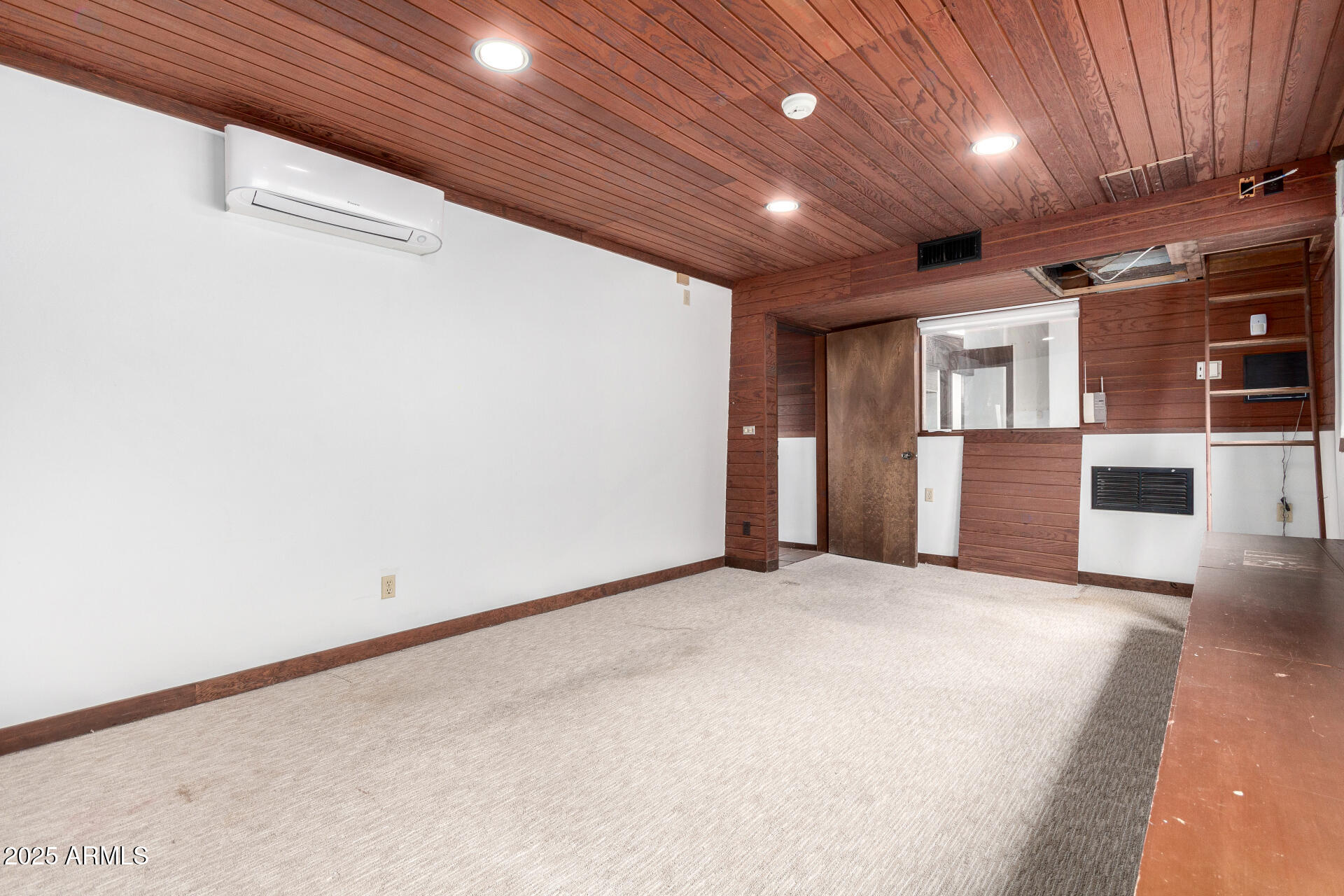 5275 N Camelhead Road