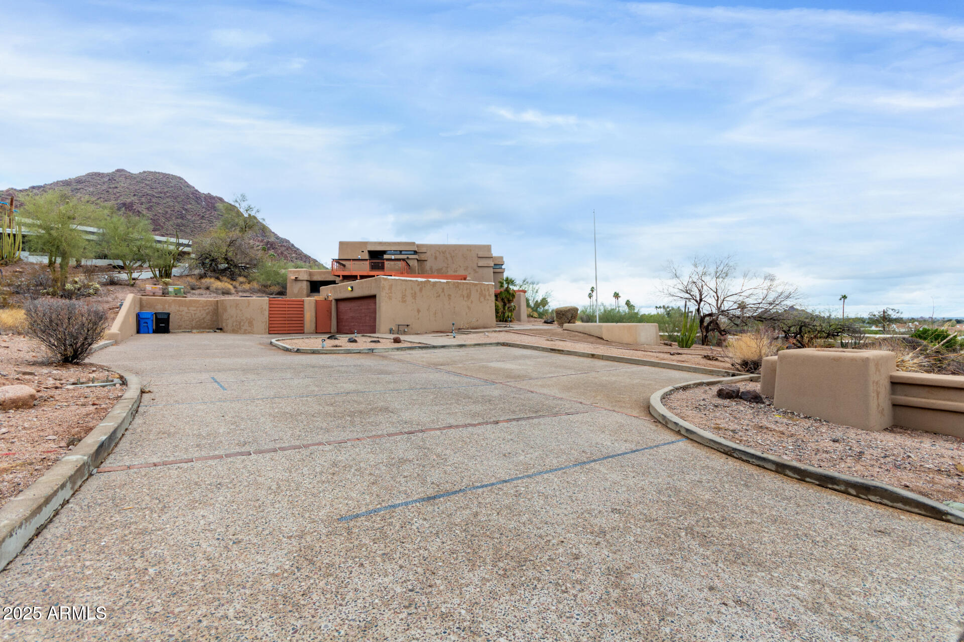 5275 N Camelhead Road