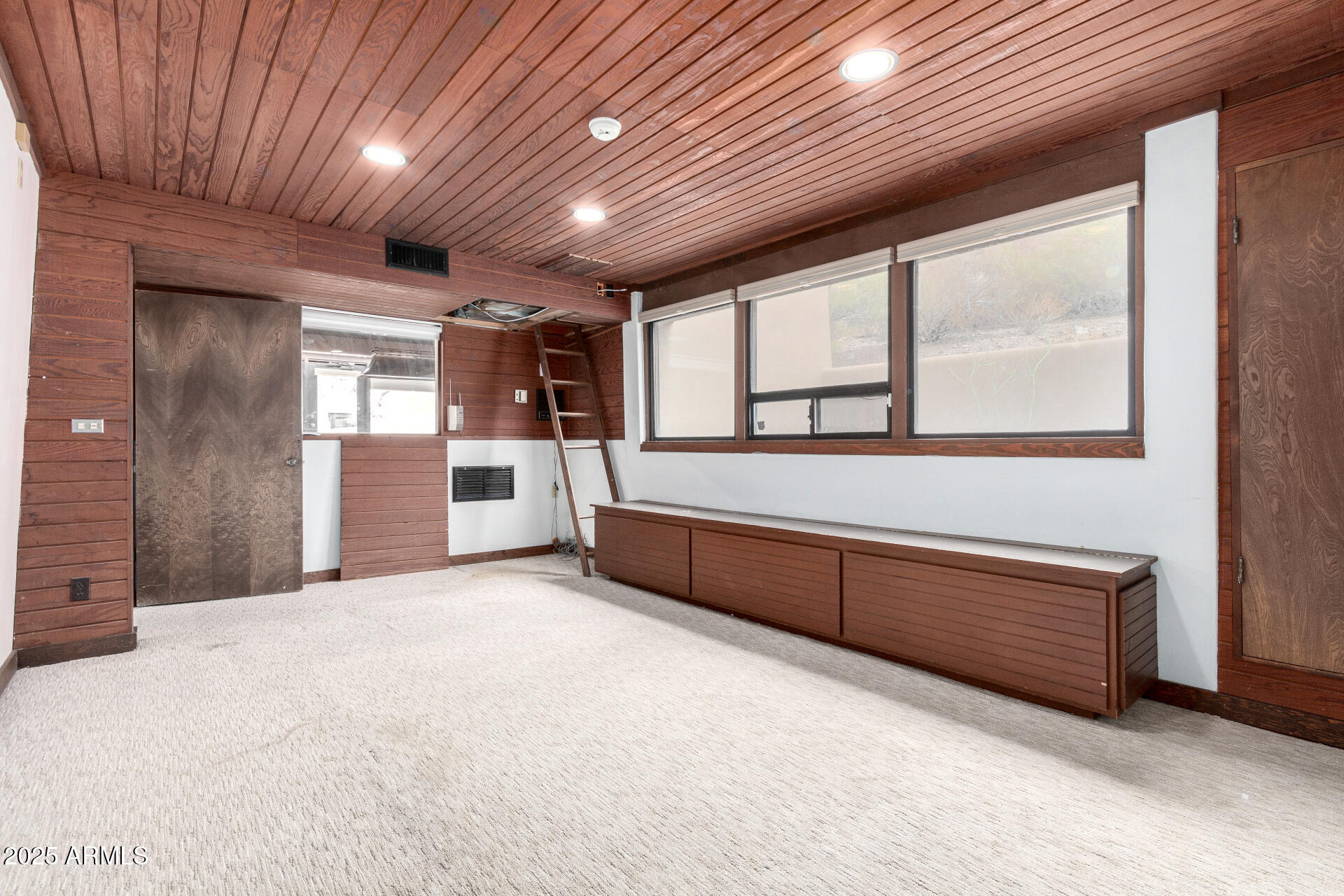 5275 N Camelhead Road