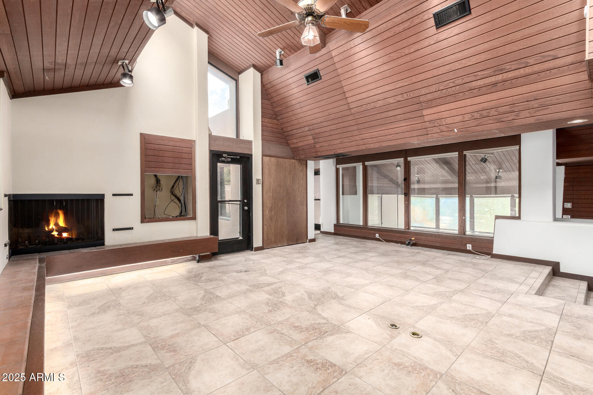 5275 N Camelhead Road