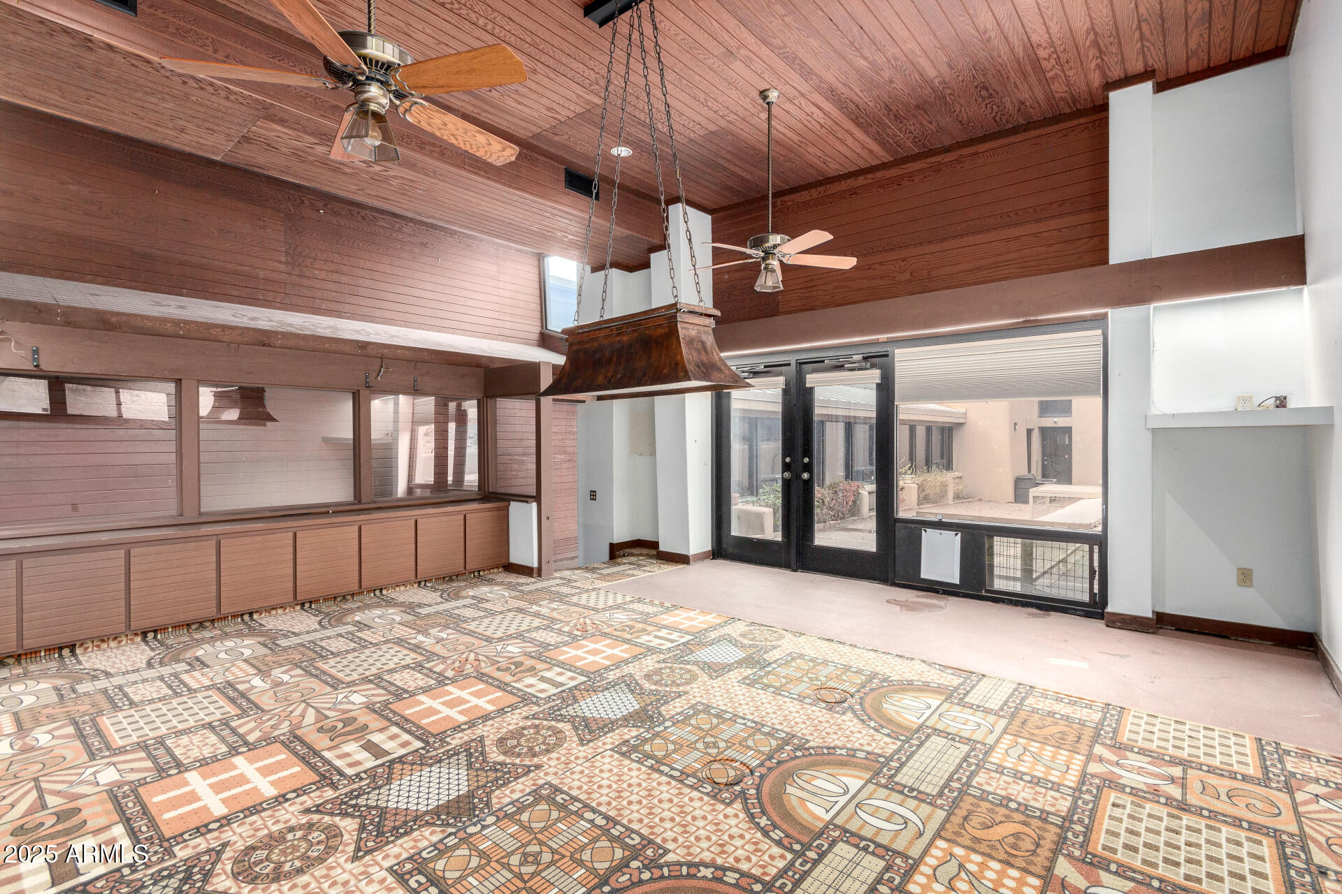 5275 N Camelhead Road