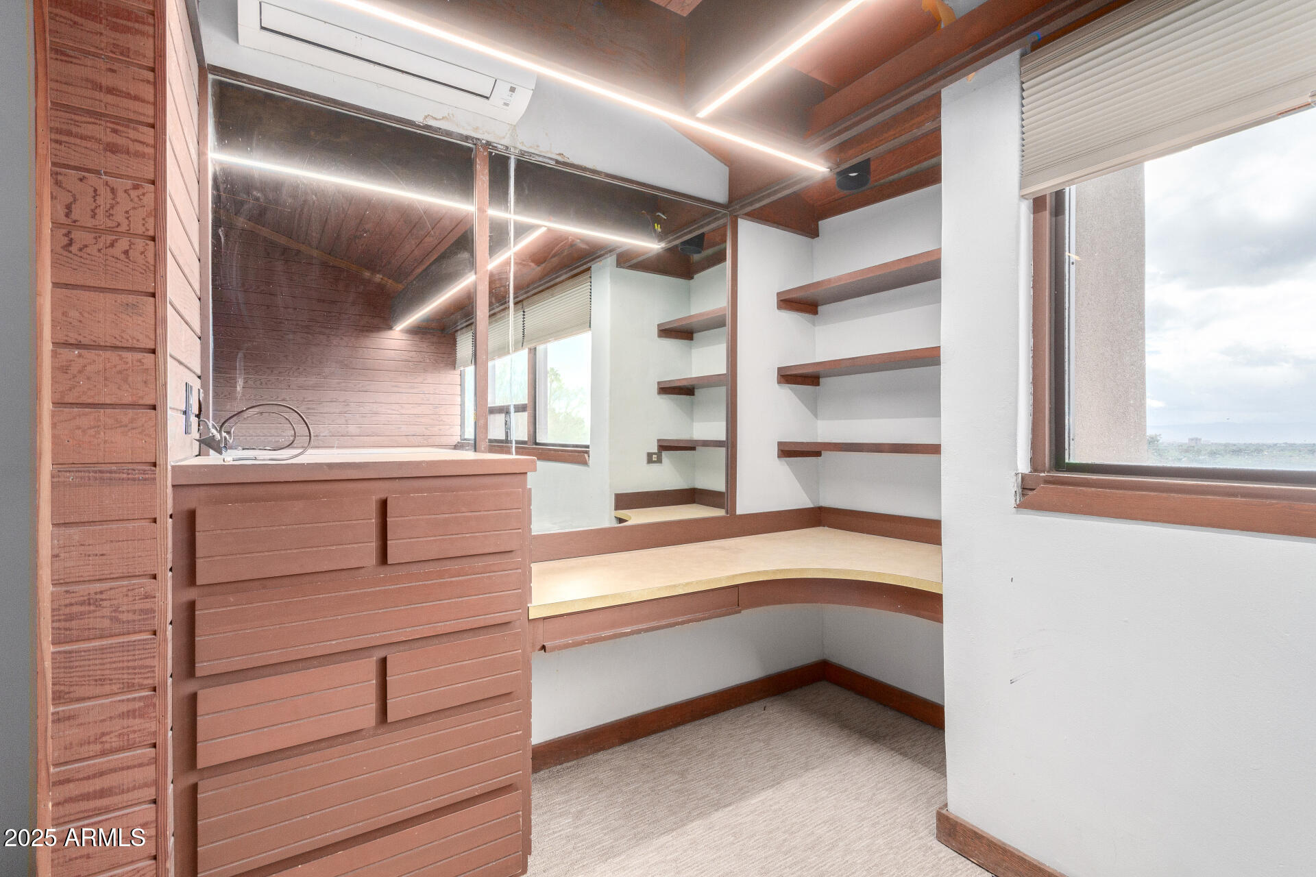 5275 N Camelhead Road