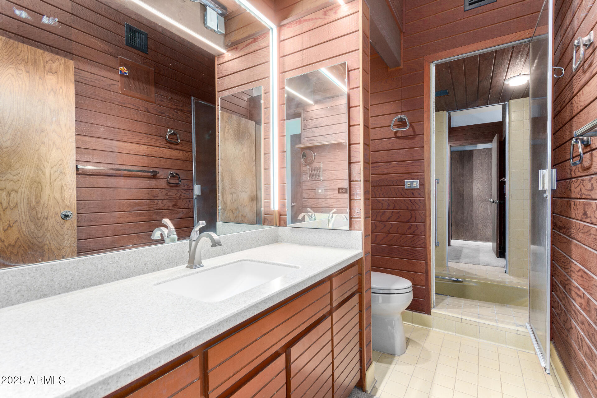 5275 N Camelhead Road