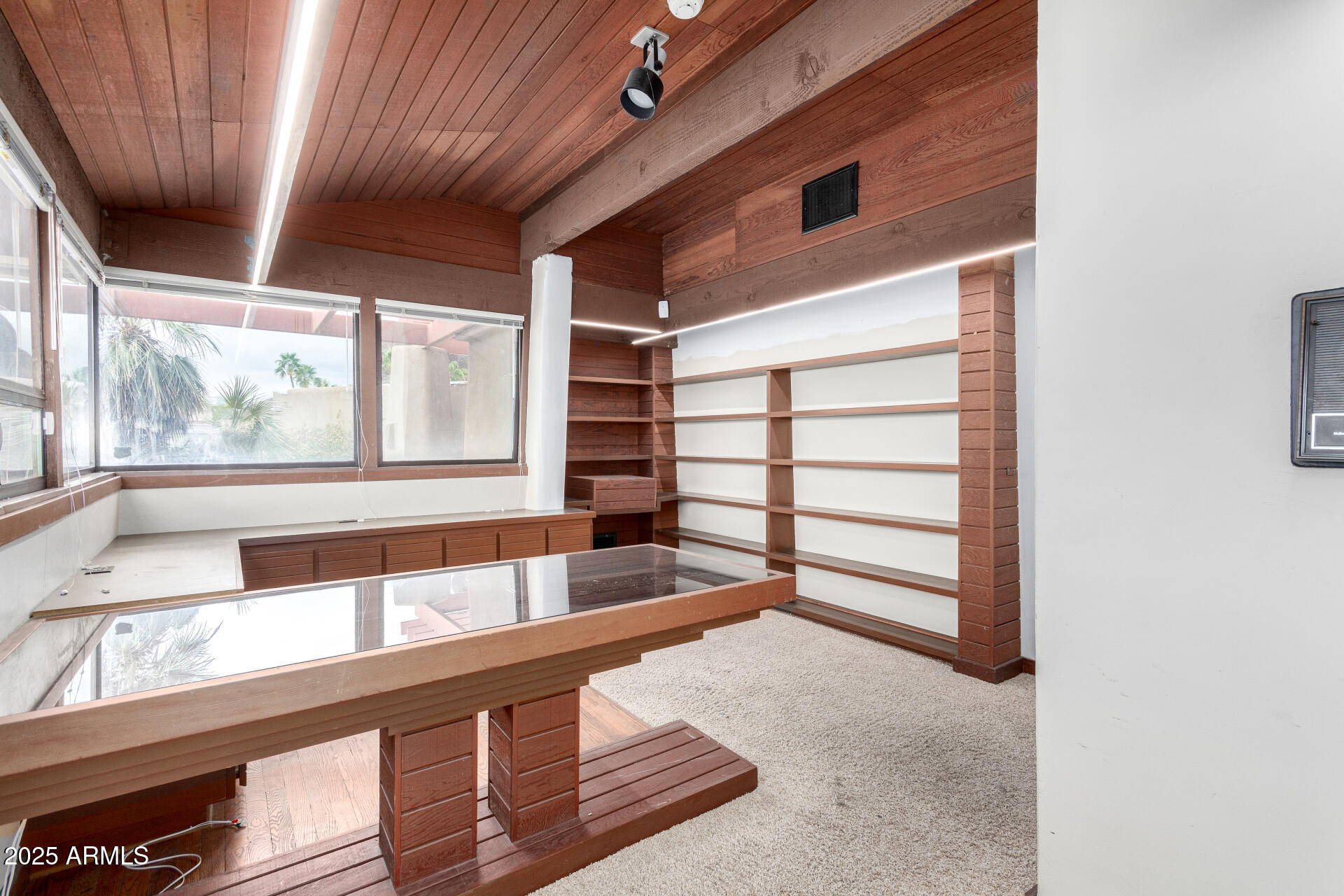 5275 N Camelhead Road