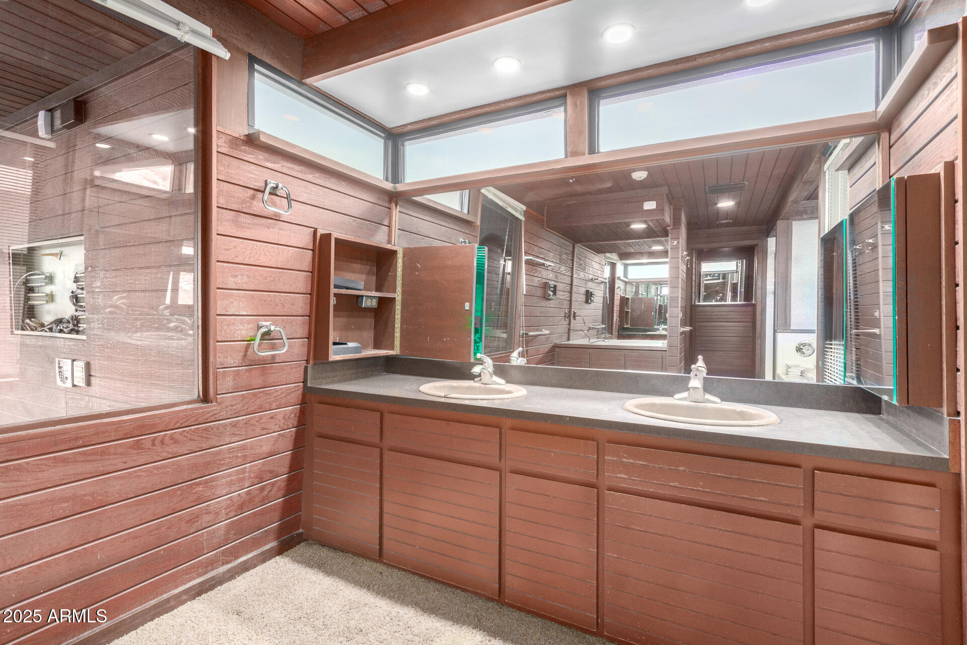 5275 N Camelhead Road