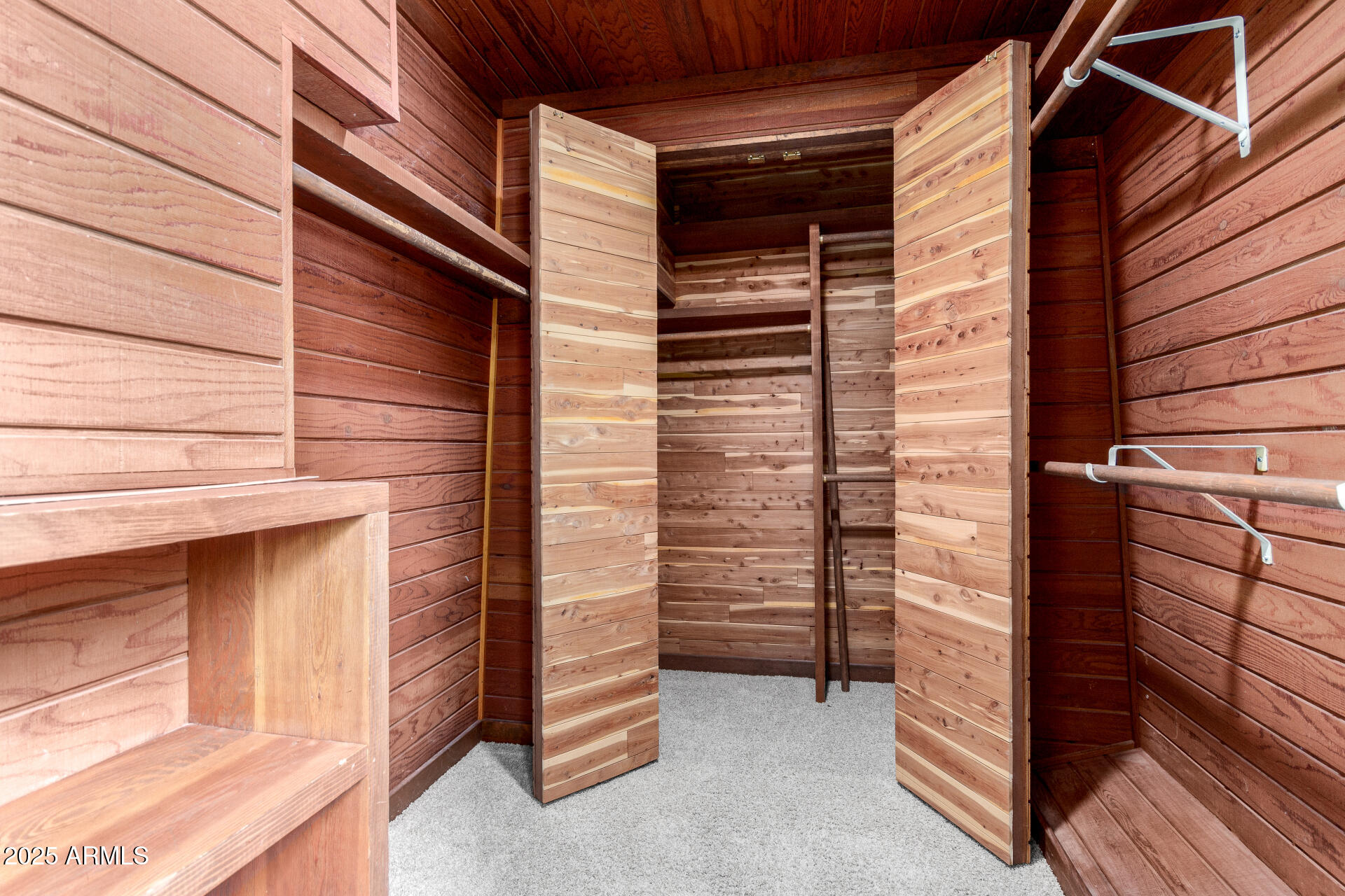 5275 N Camelhead Road