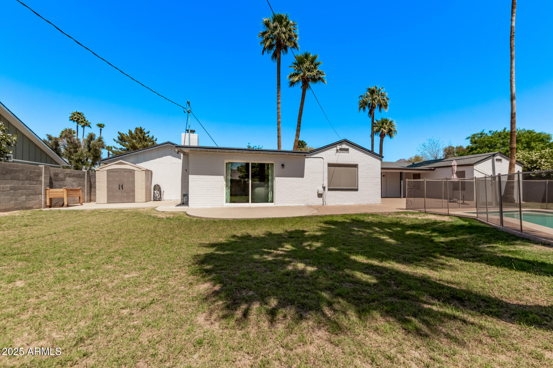 1431 E SAN JUAN Avenue