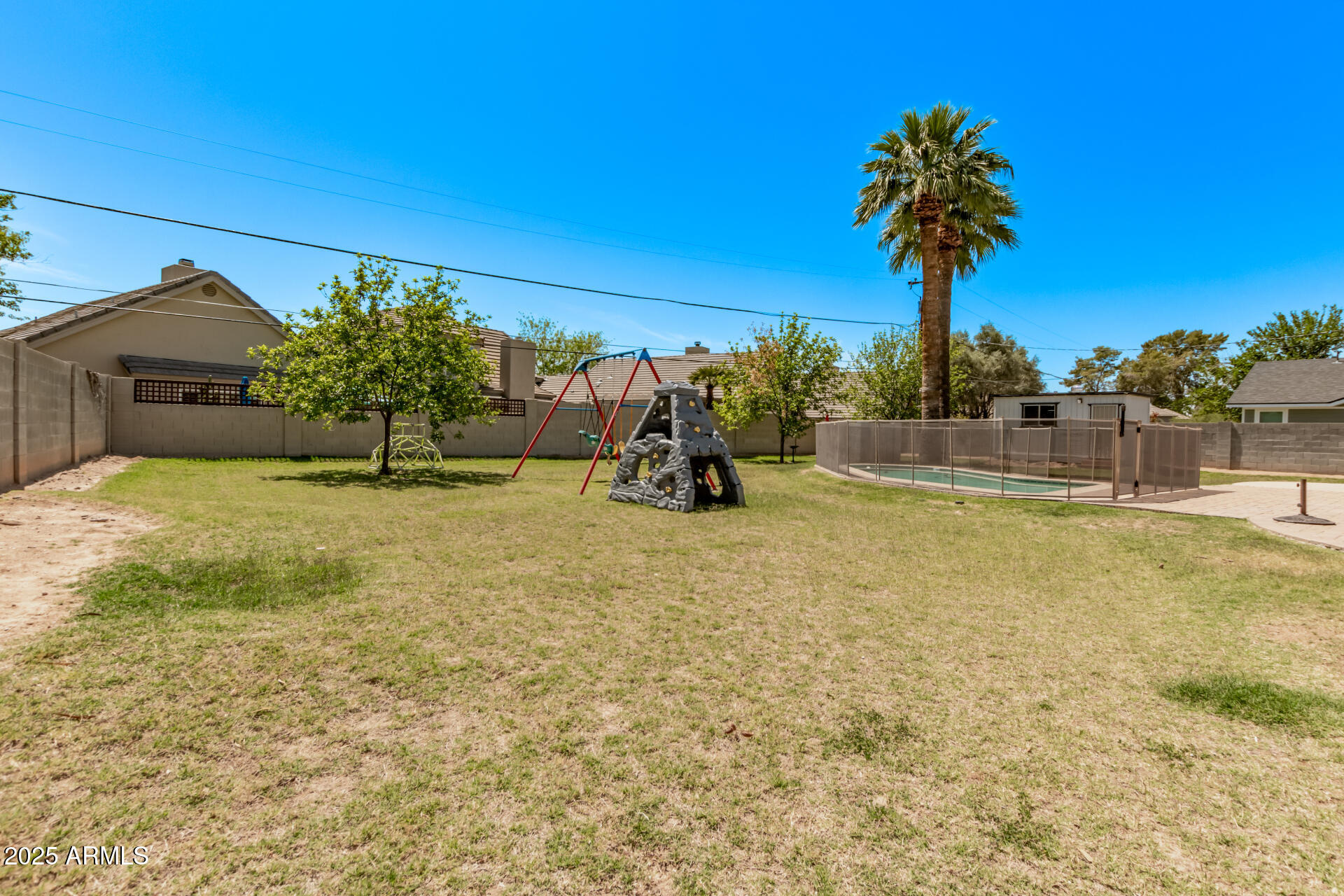 1431 E SAN JUAN Avenue