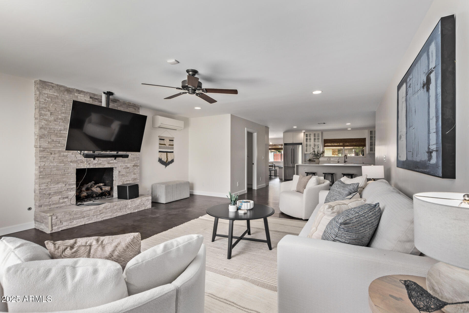 1431 E SAN JUAN Avenue