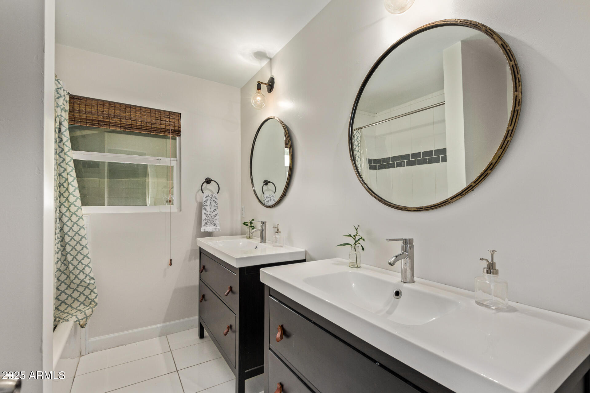 1431 E SAN JUAN Avenue