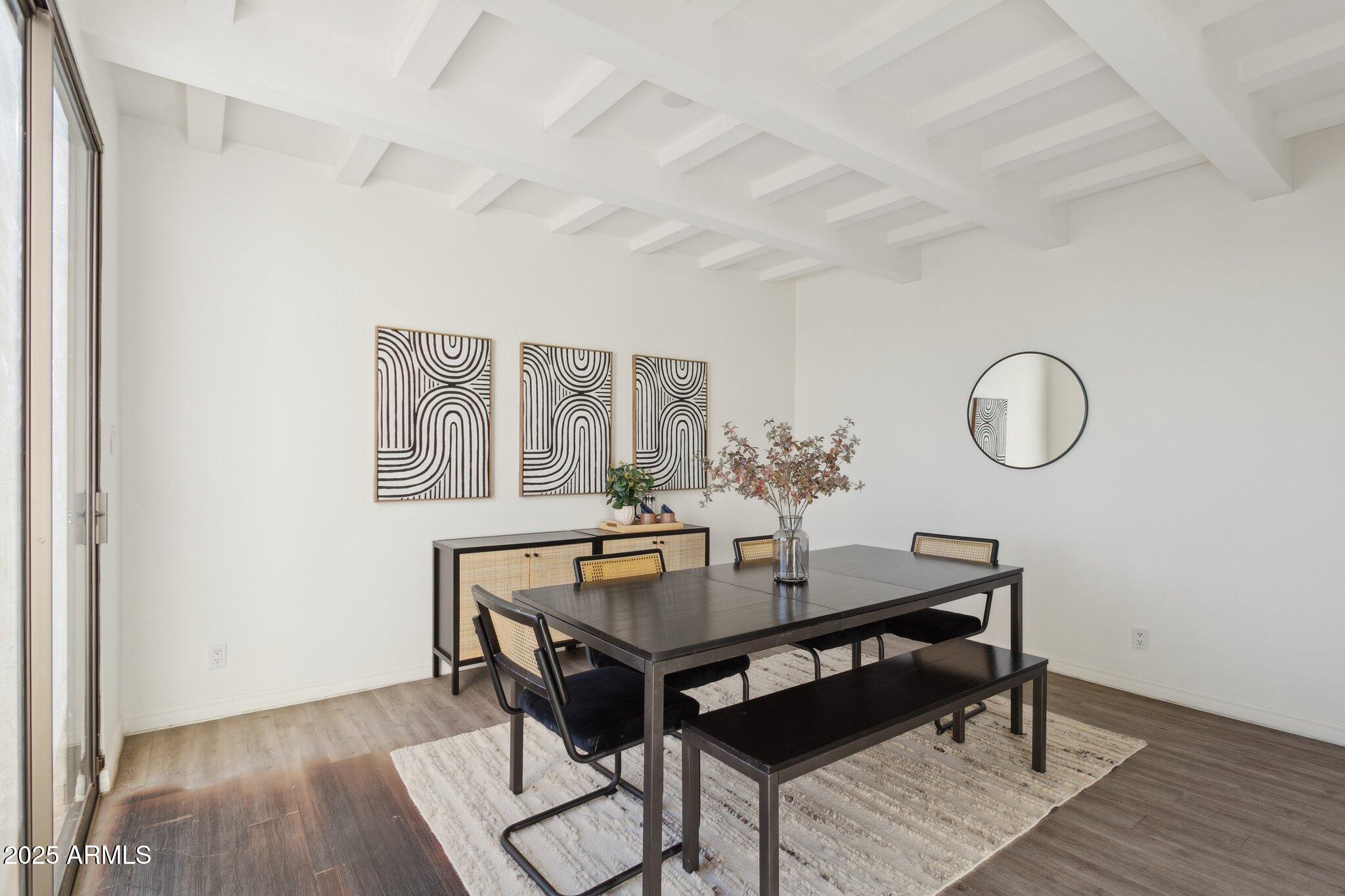 3800 E LINCOLN Drive 7