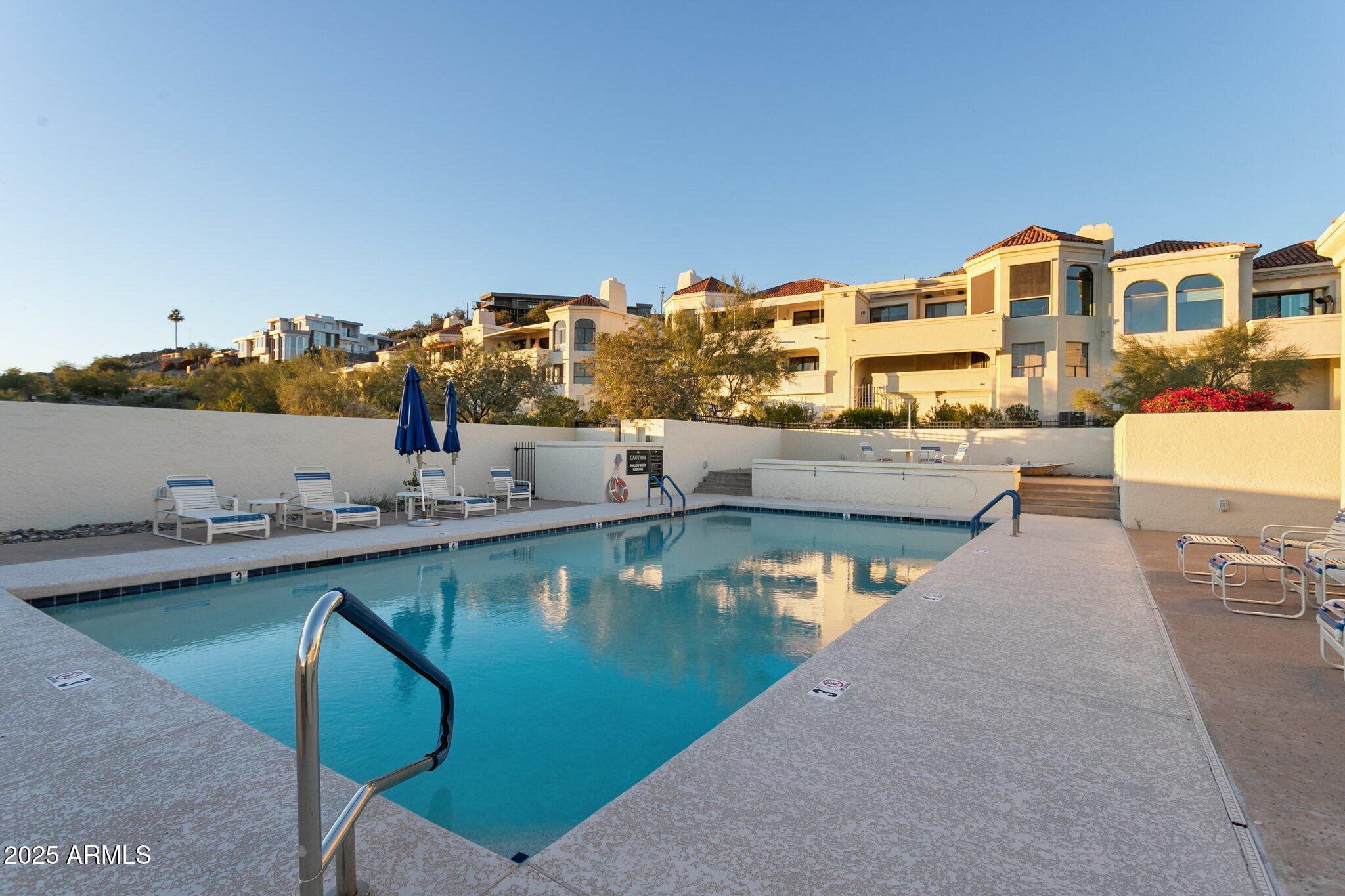 3800 E LINCOLN Drive 7