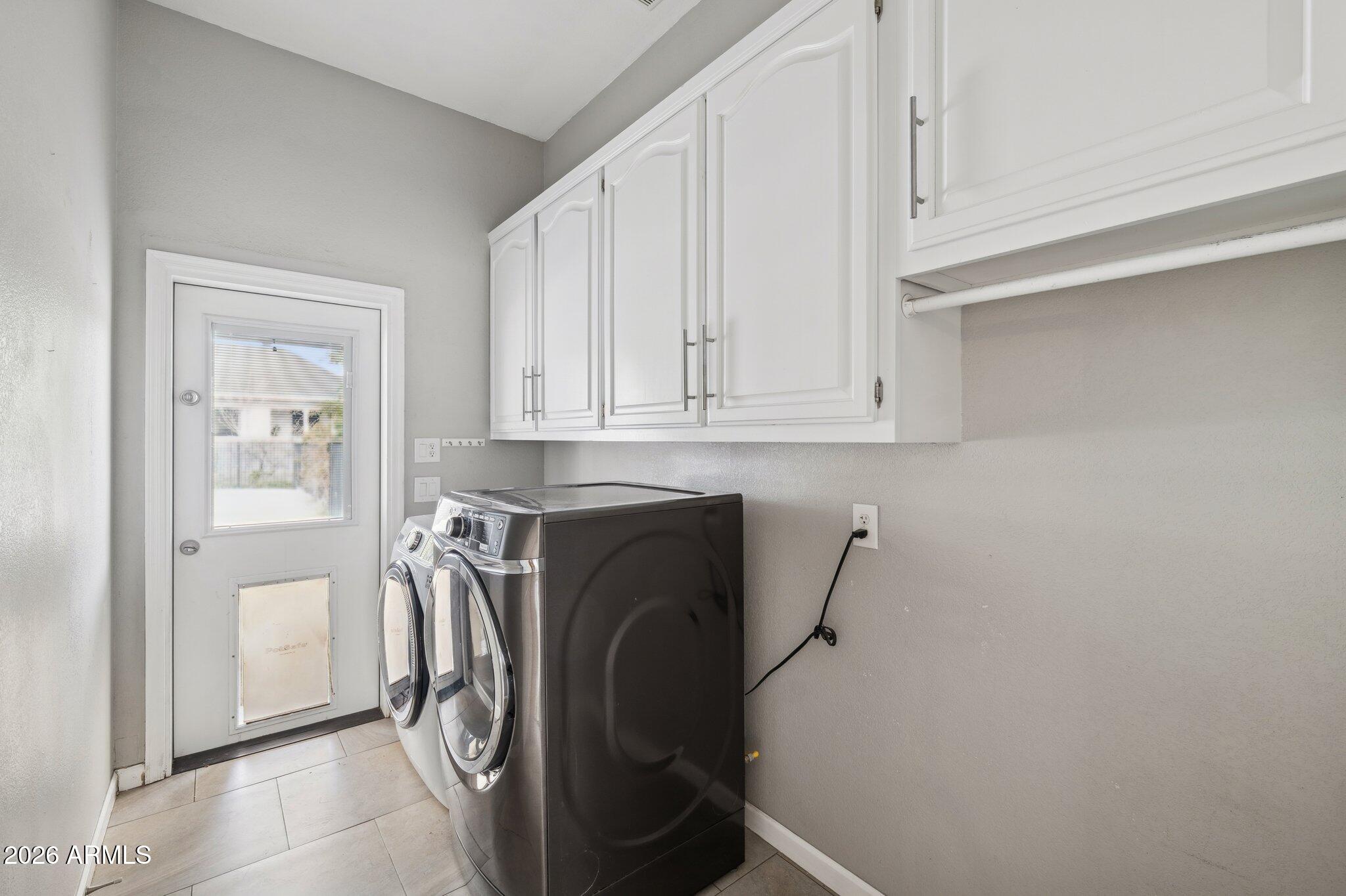 702 W Why Worry Lane