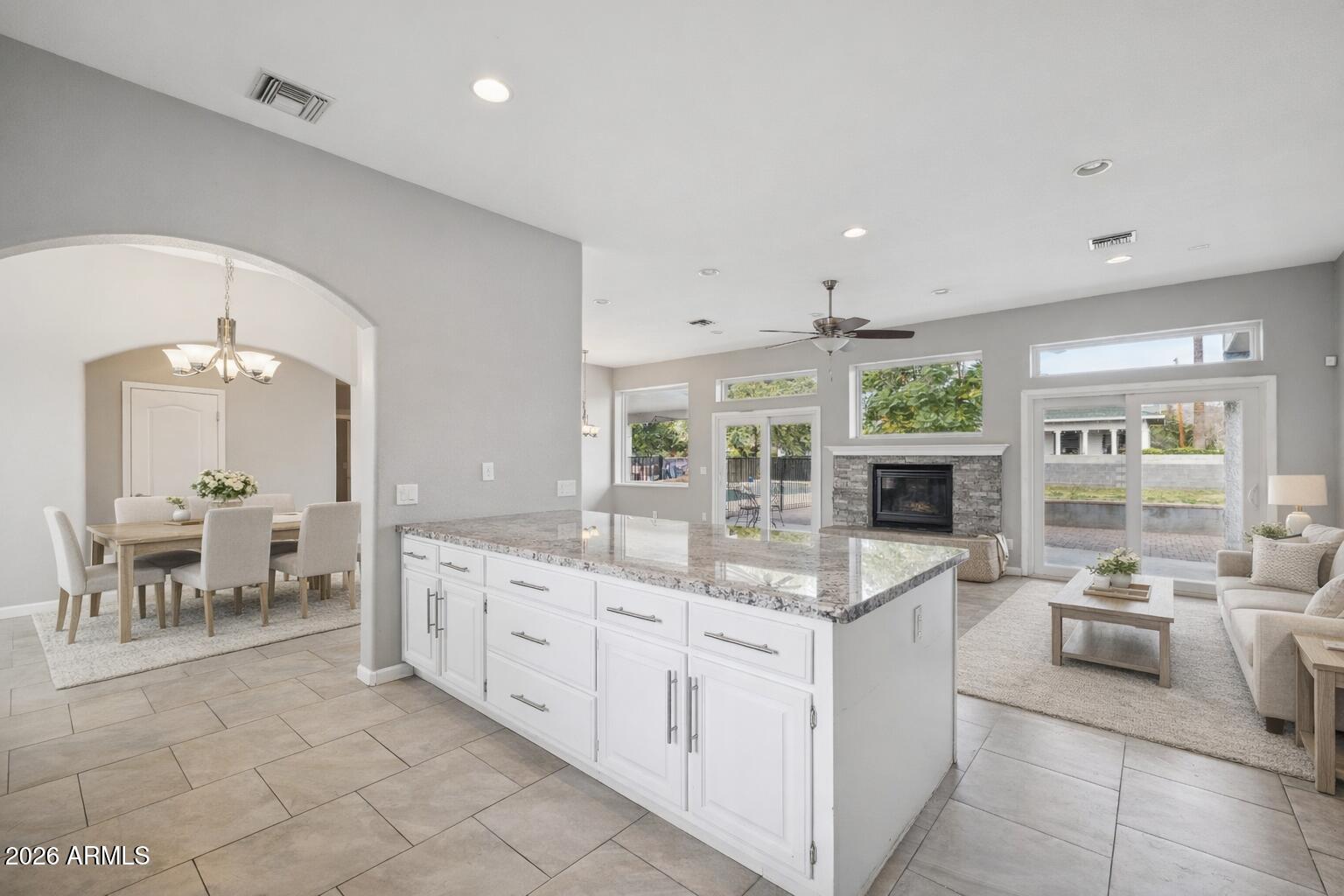 702 W Why Worry Lane