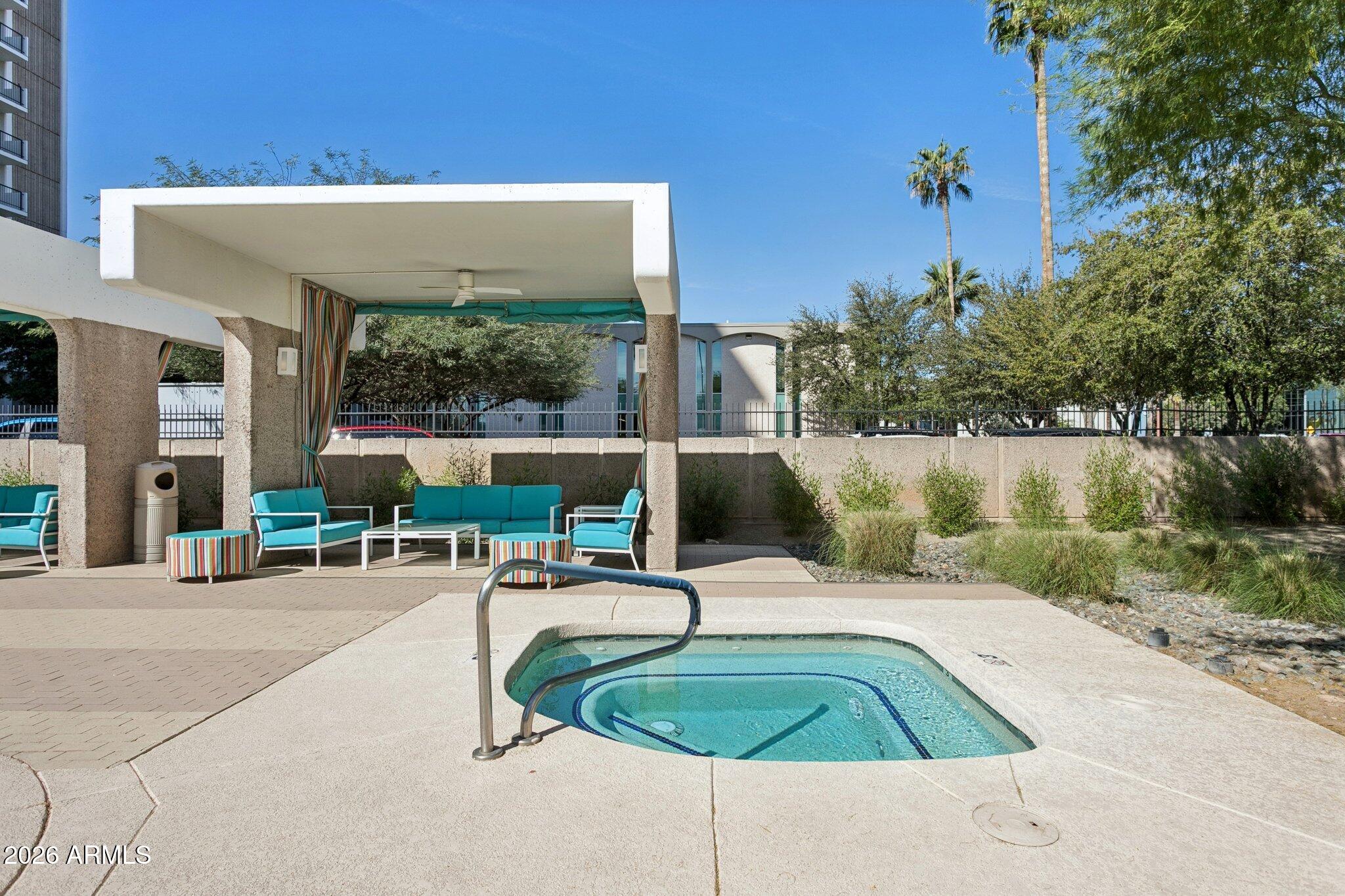 2323 N CENTRAL Avenue 205