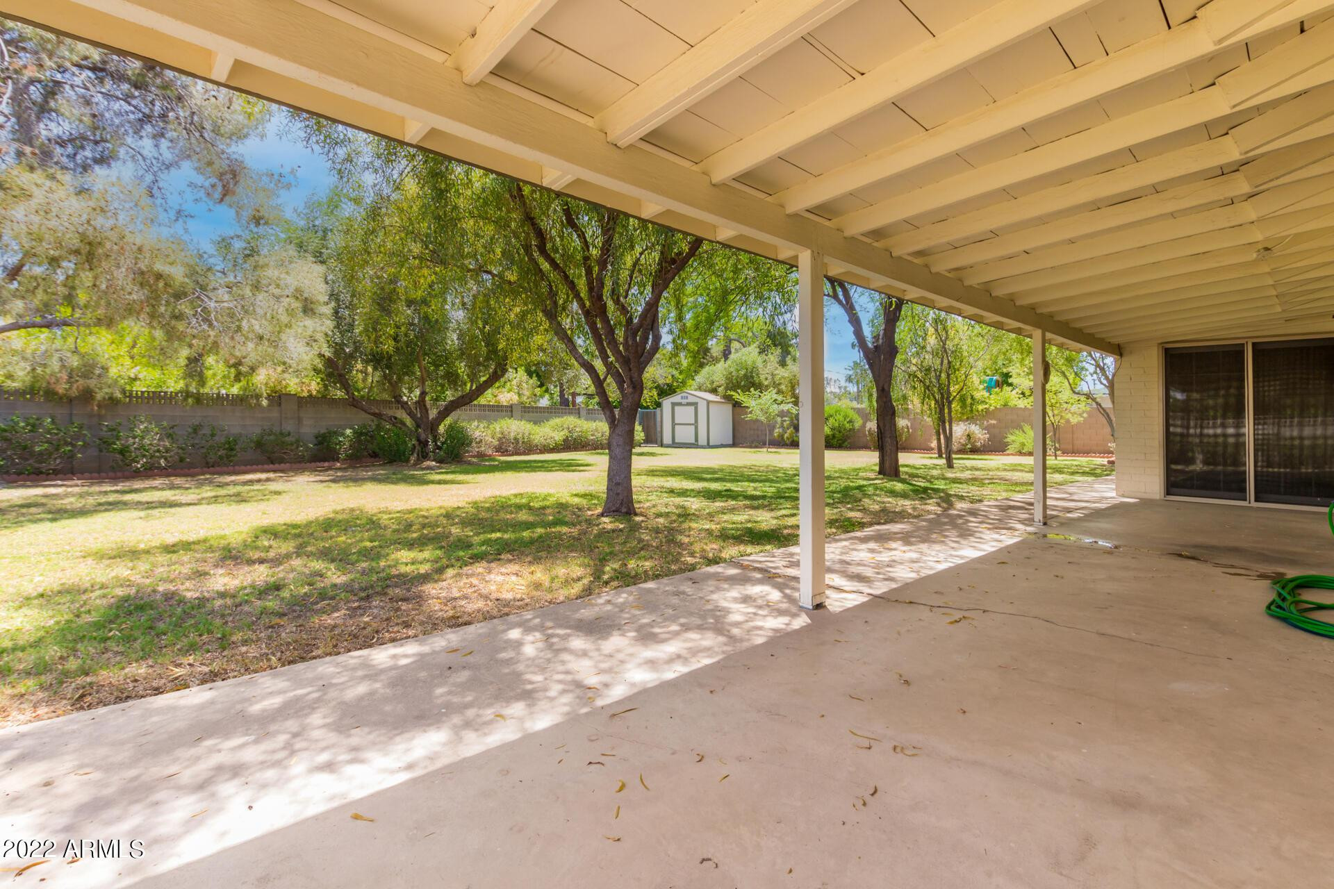 1211 W Hayward Avenue