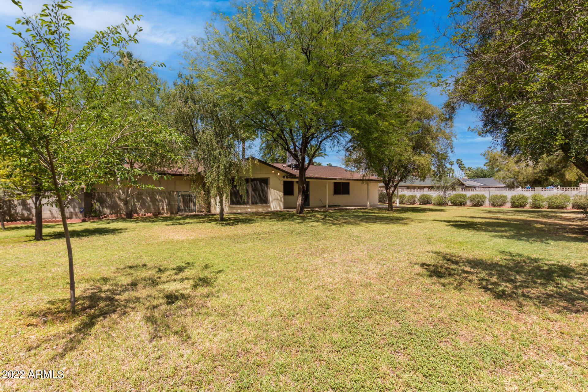 1211 W Hayward Avenue