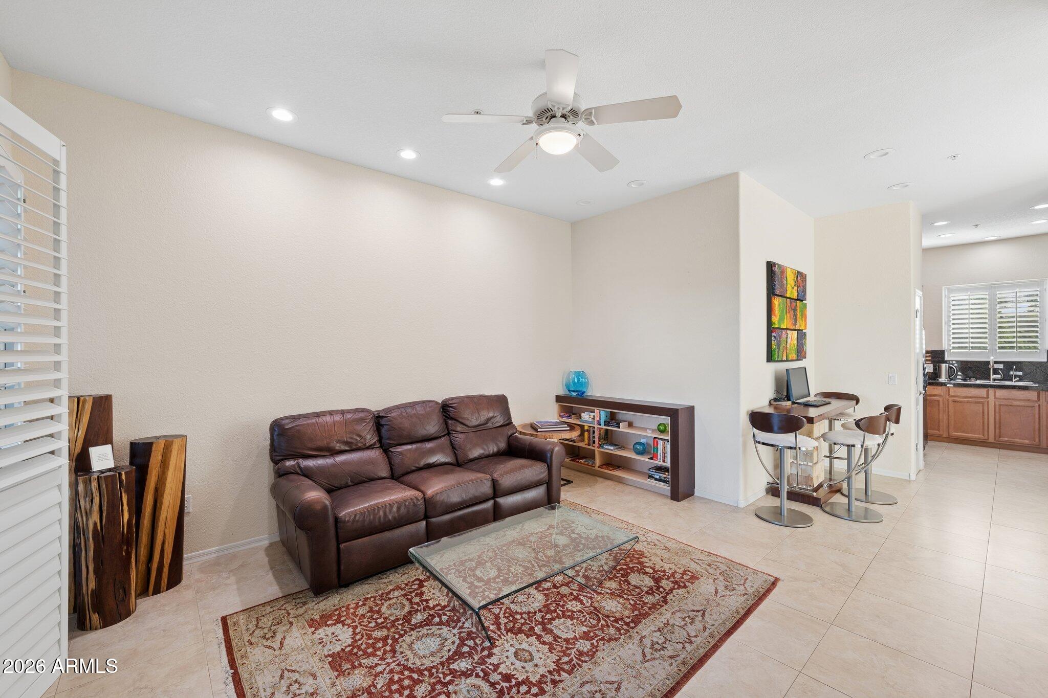 7027 N SCOTTSDALE Road 250