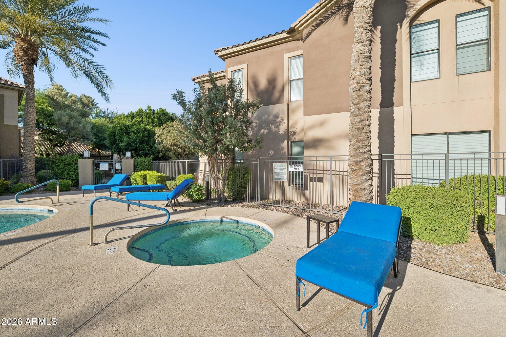 7027 N SCOTTSDALE Road 250