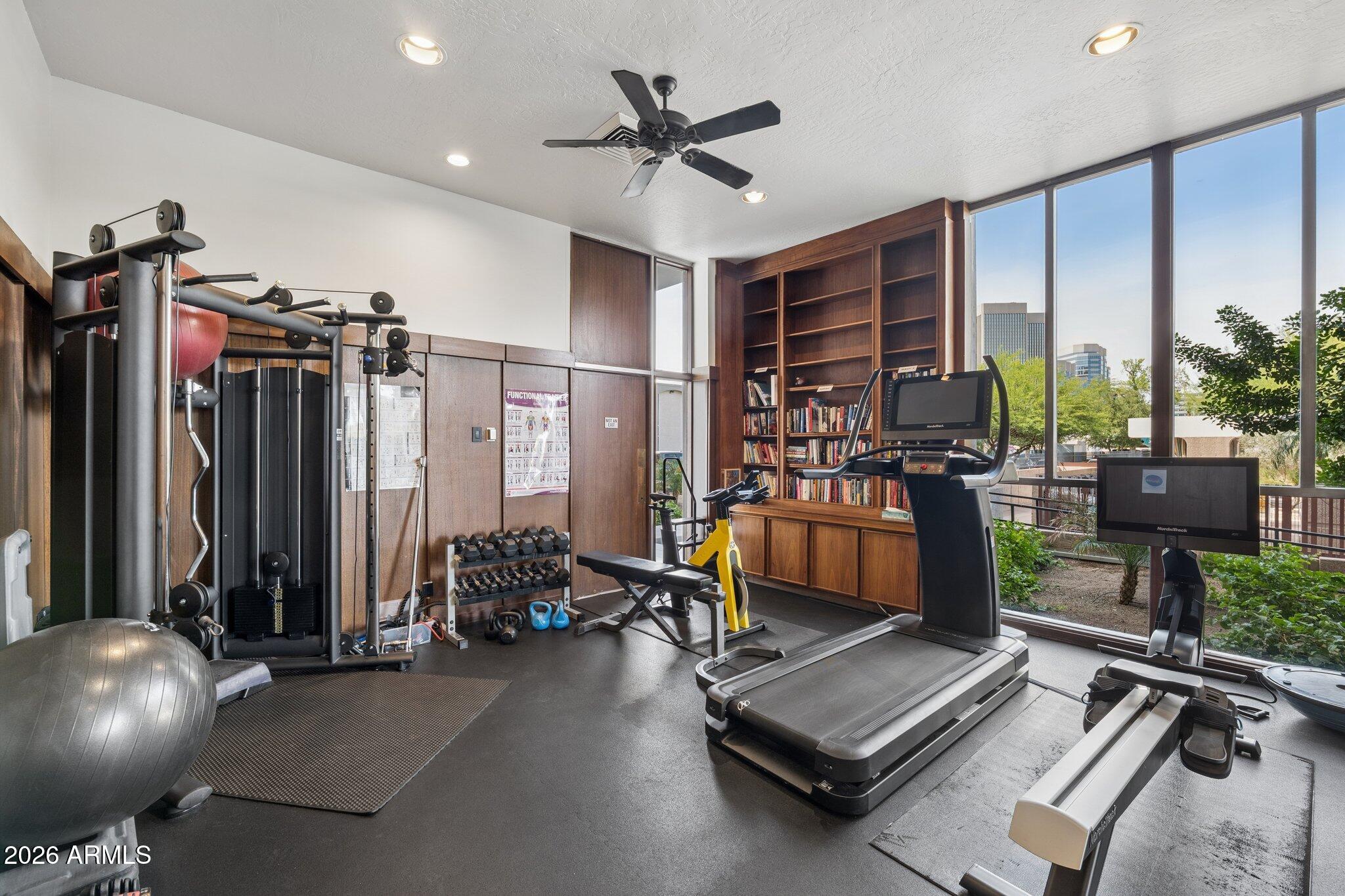 2323 N Central Avenue Unit 1906