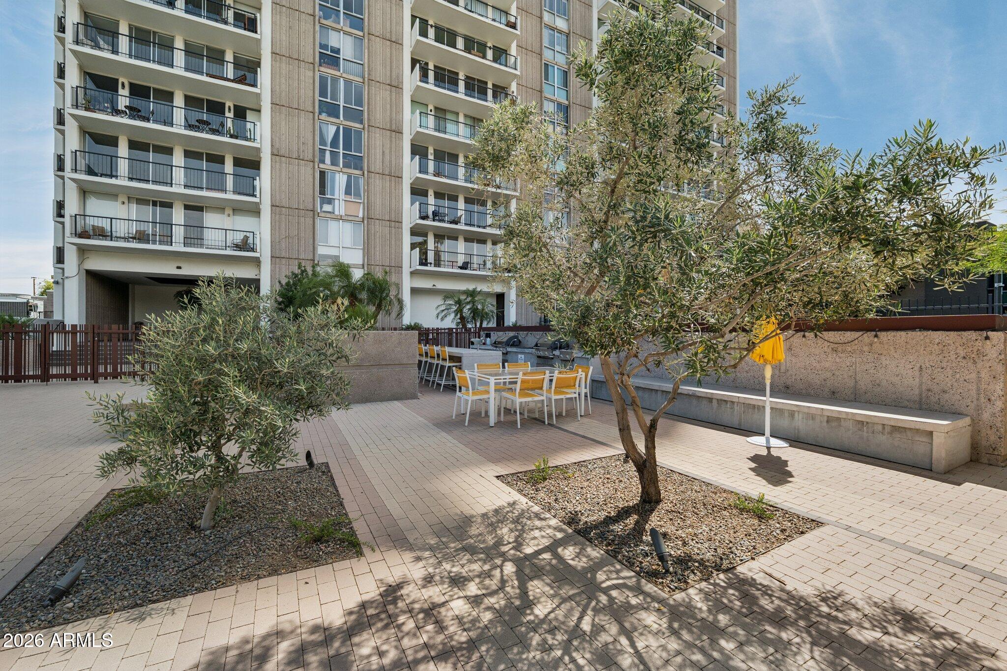 2323 N Central Avenue Unit 1906
