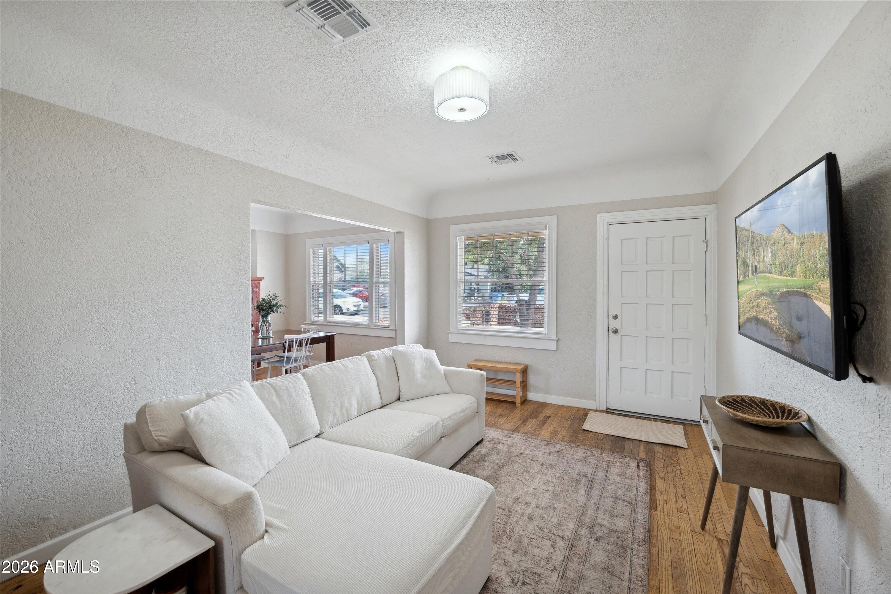 2218 N 21ST Place