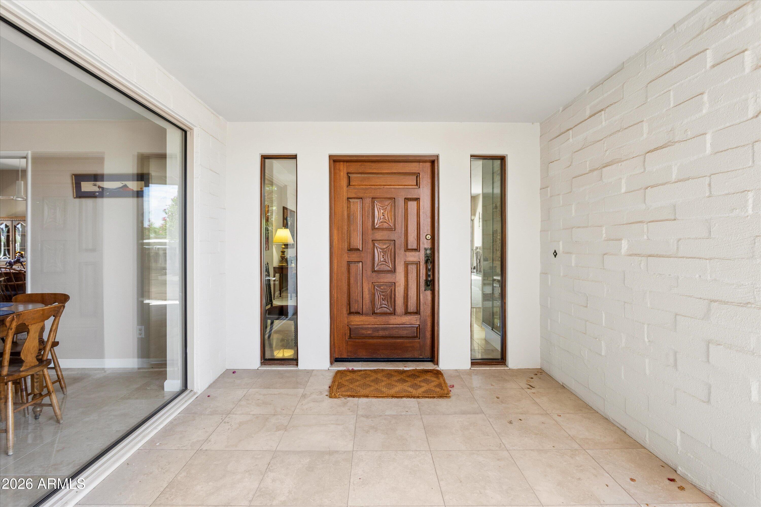 5434 E LINCOLN Drive 33
