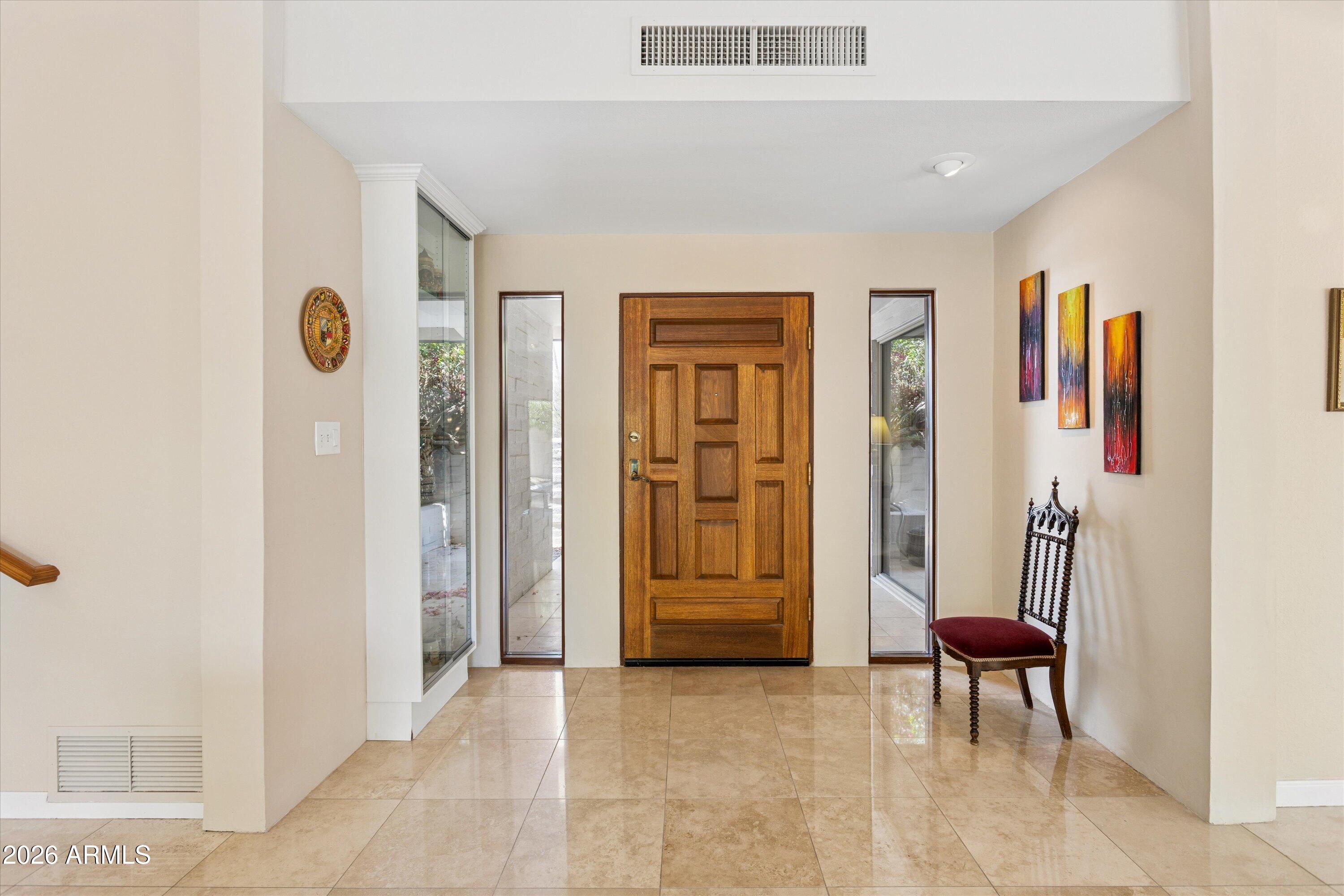 5434 E LINCOLN Drive 33