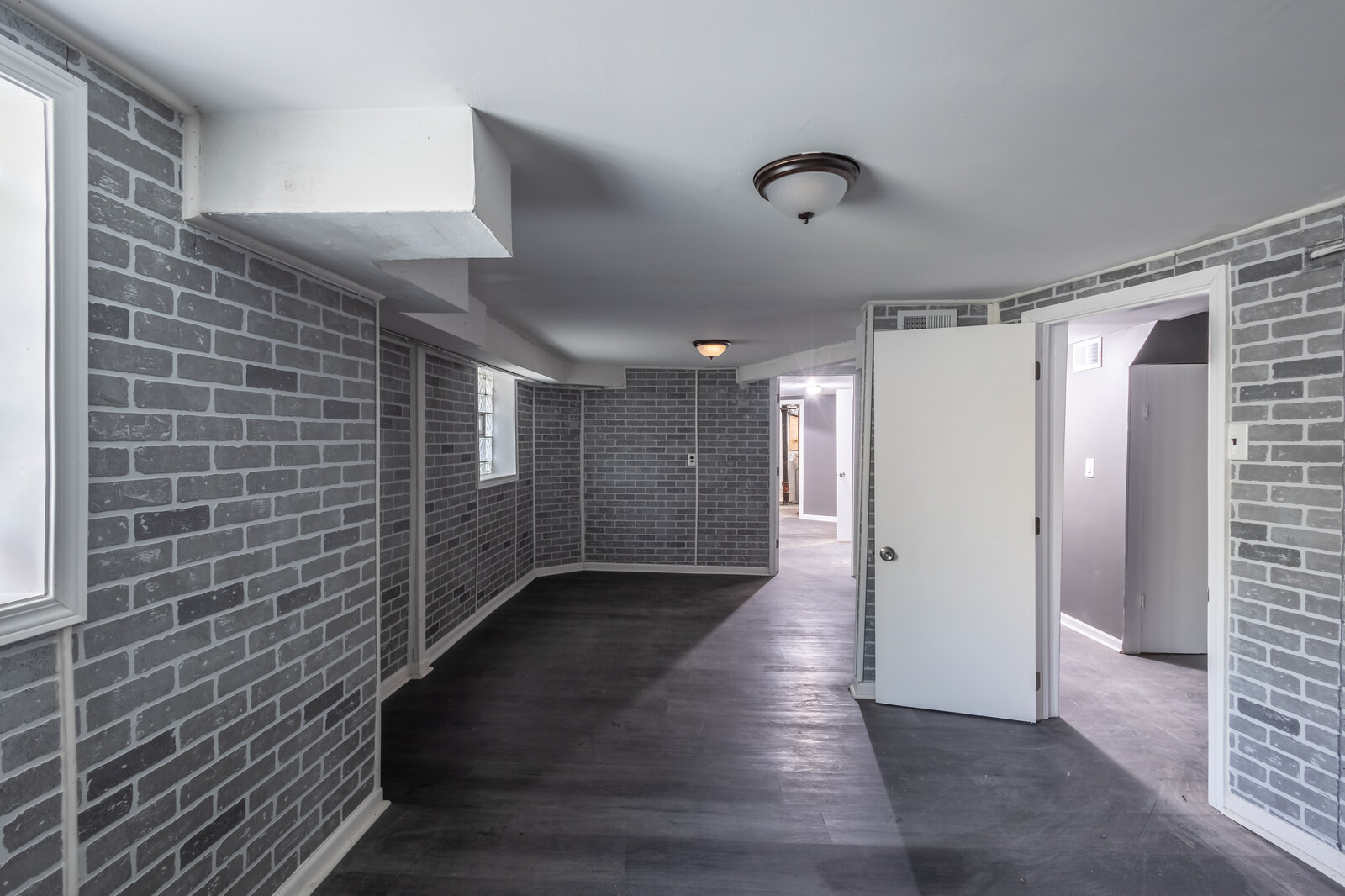 5513 W Van Buren Street