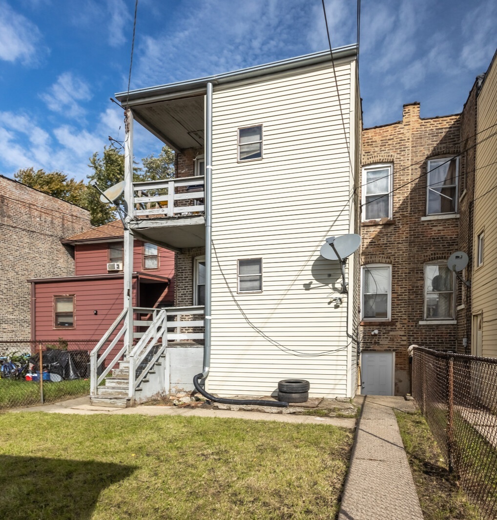 5513 W Van Buren Street