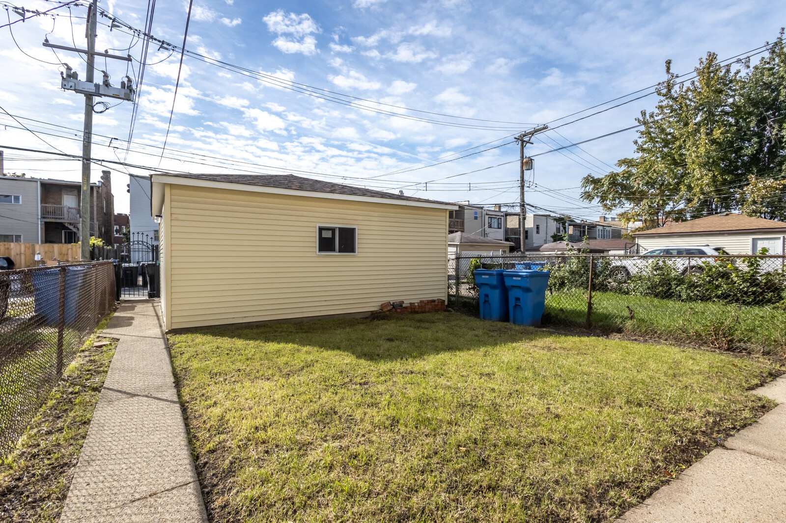 5513 W Van Buren Street