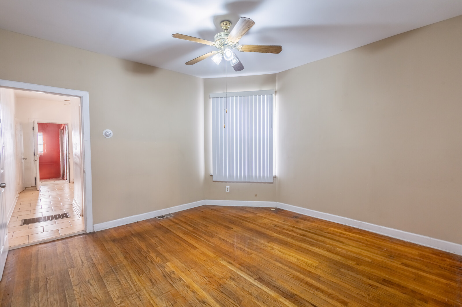 5513 W Van Buren Street