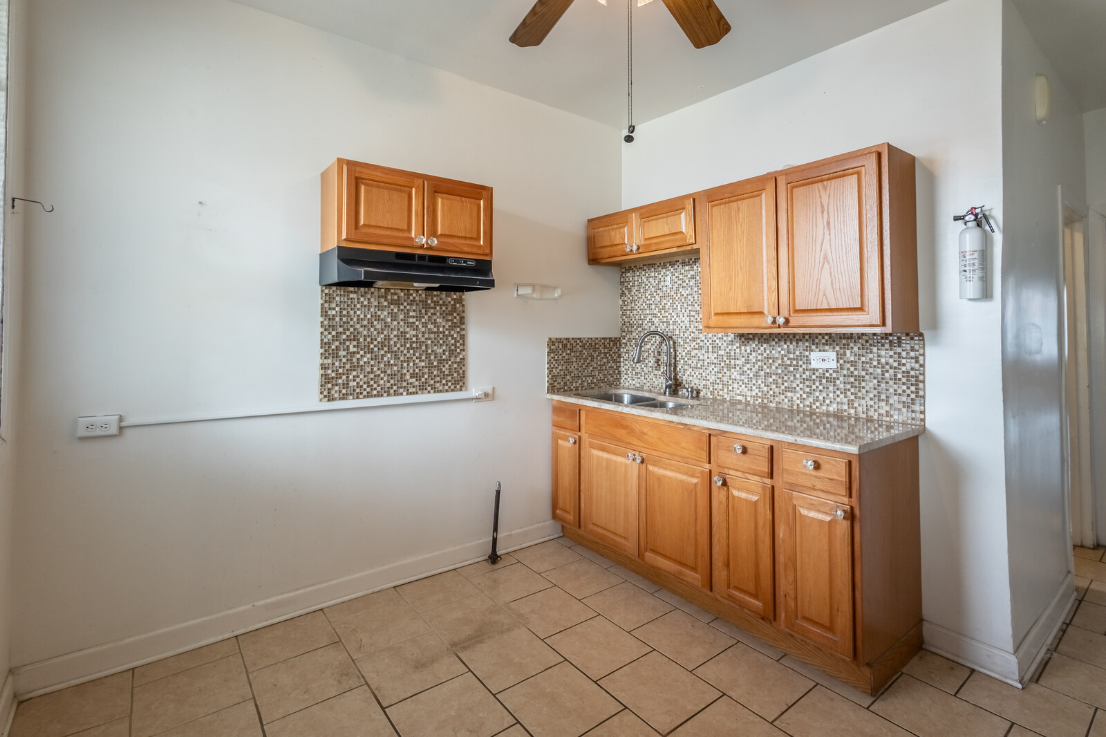 5513 W Van Buren Street