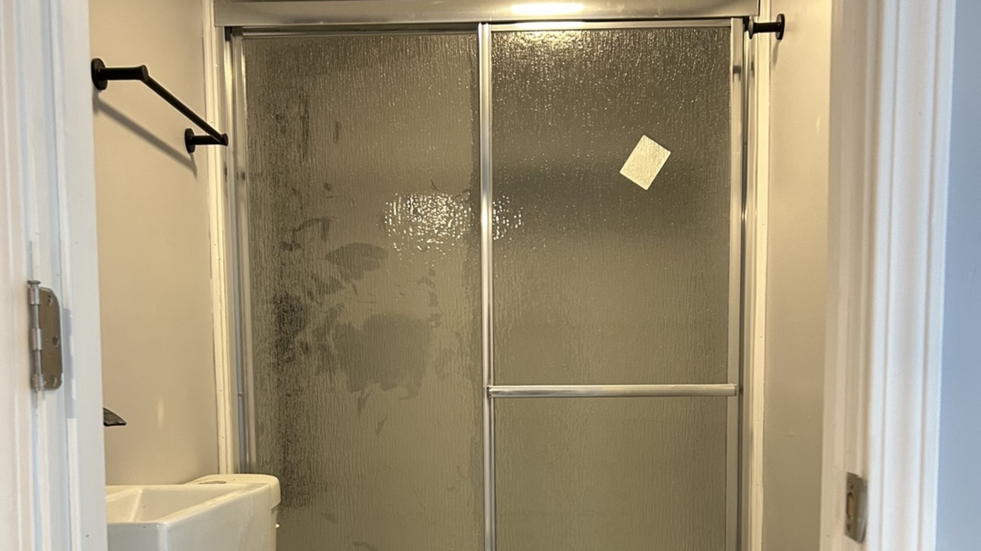 14346 Woodlawn Avenue