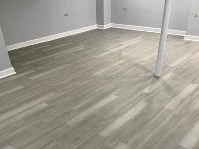 14346 Woodlawn Avenue