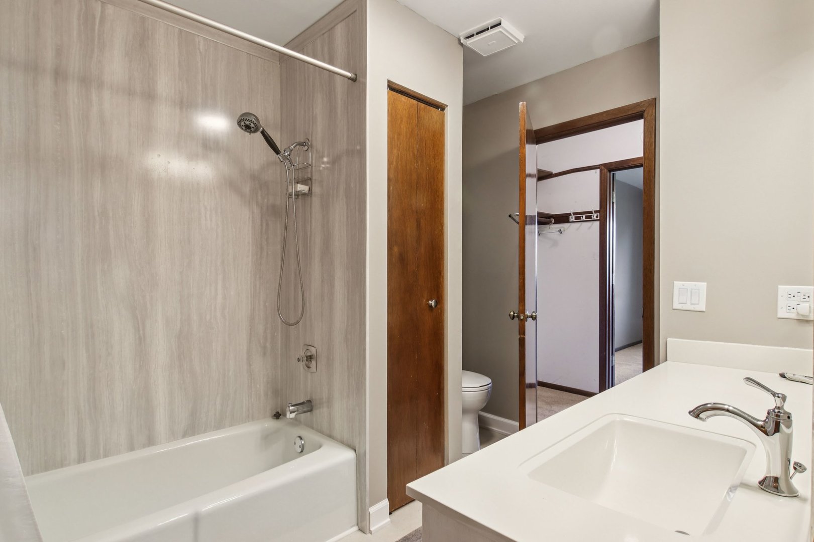 14304 Clearview Court