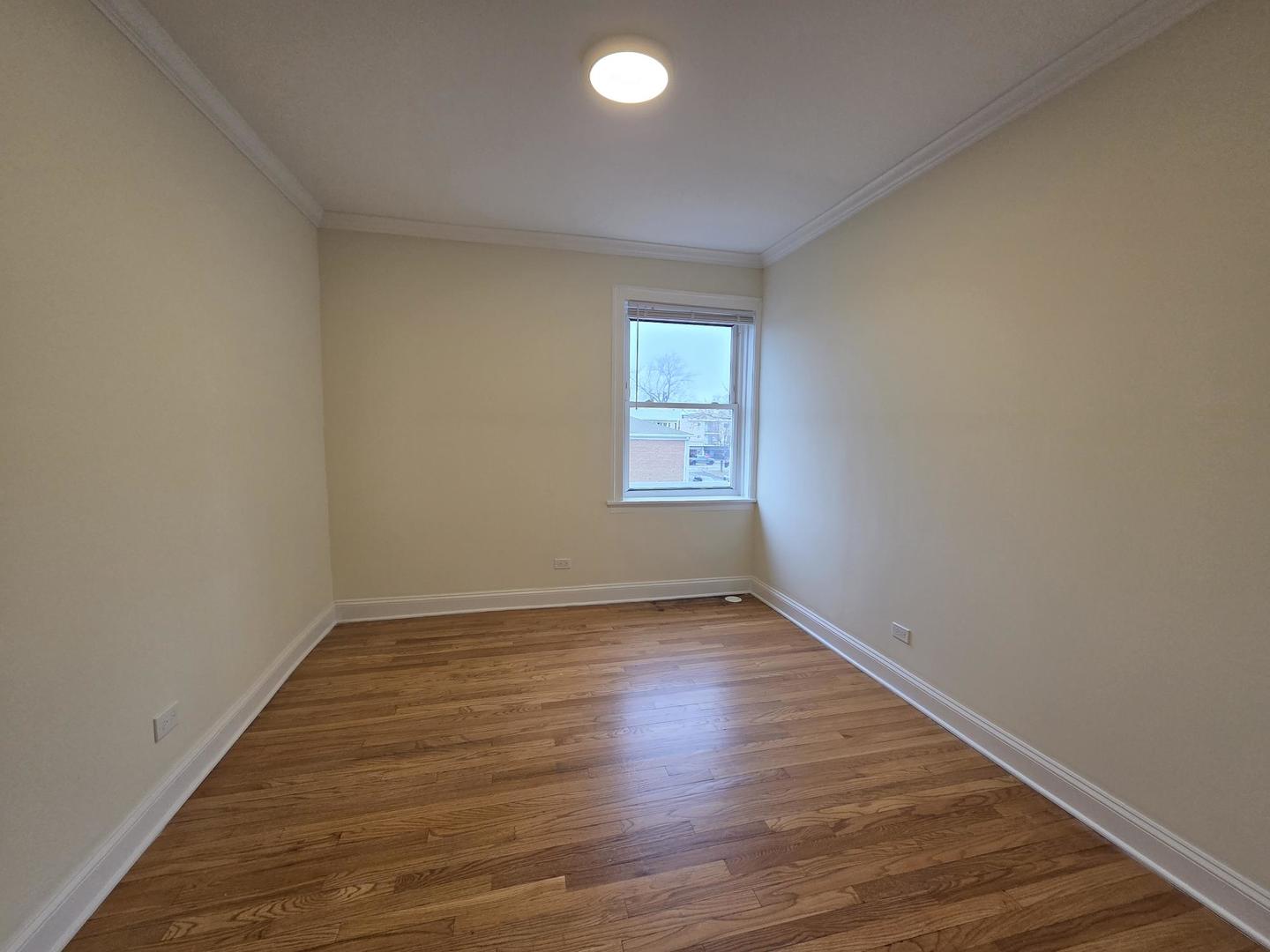 6328 N Albany Avenue Unit: 3W