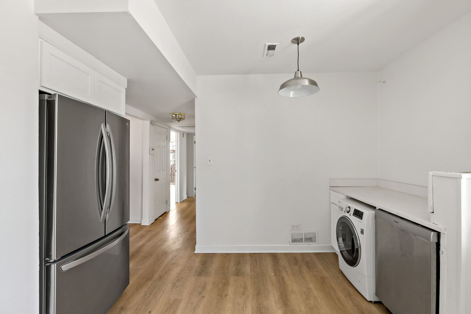 6104 S Dorchester Avenue Unit: 2S