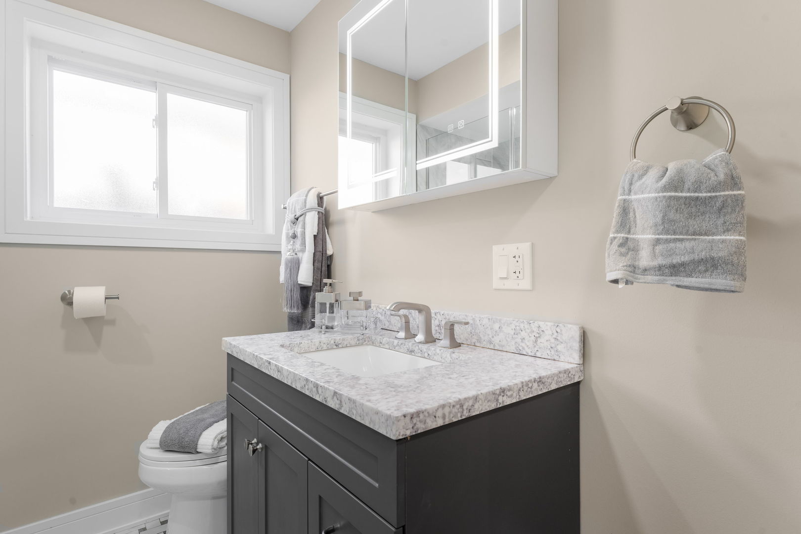 8549 S Indiana Avenue