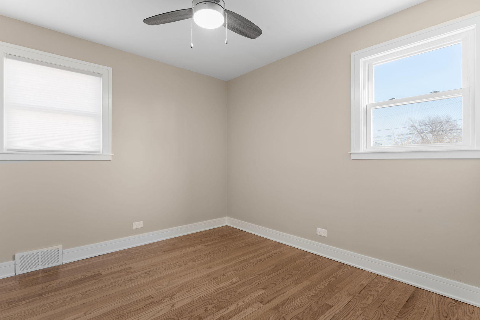 8549 S Indiana Avenue