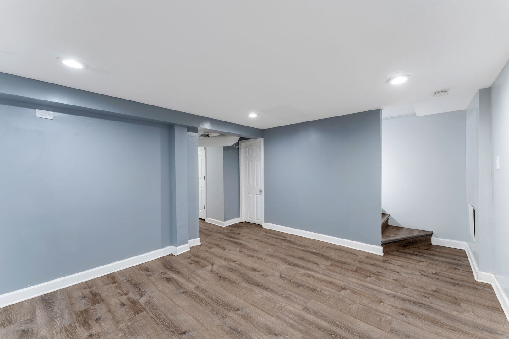 3142 S 54th Court