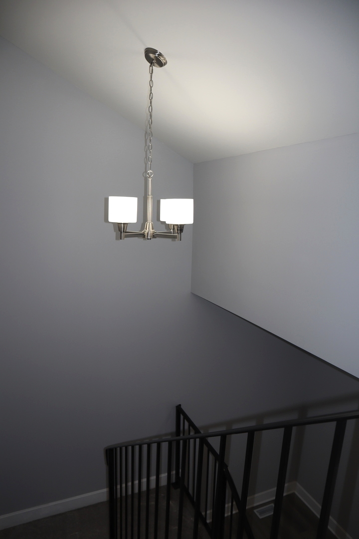210 W 16th Place