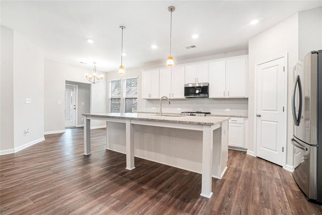 3514 AMBASSADOR Alley